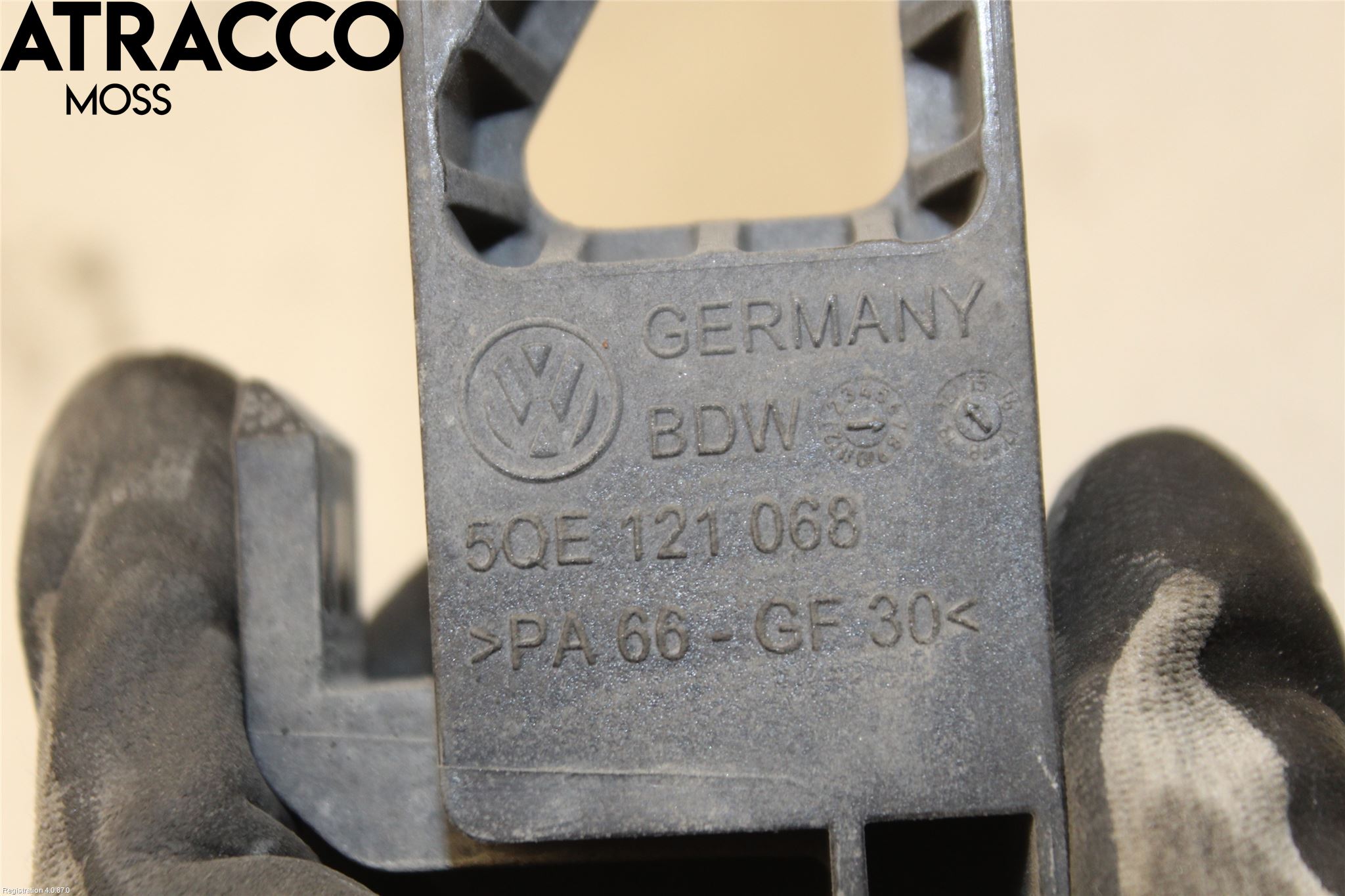 Volkswagen VW GOLF / E-GOLF VII 13-20 Kylarfäste-Ram-Balk