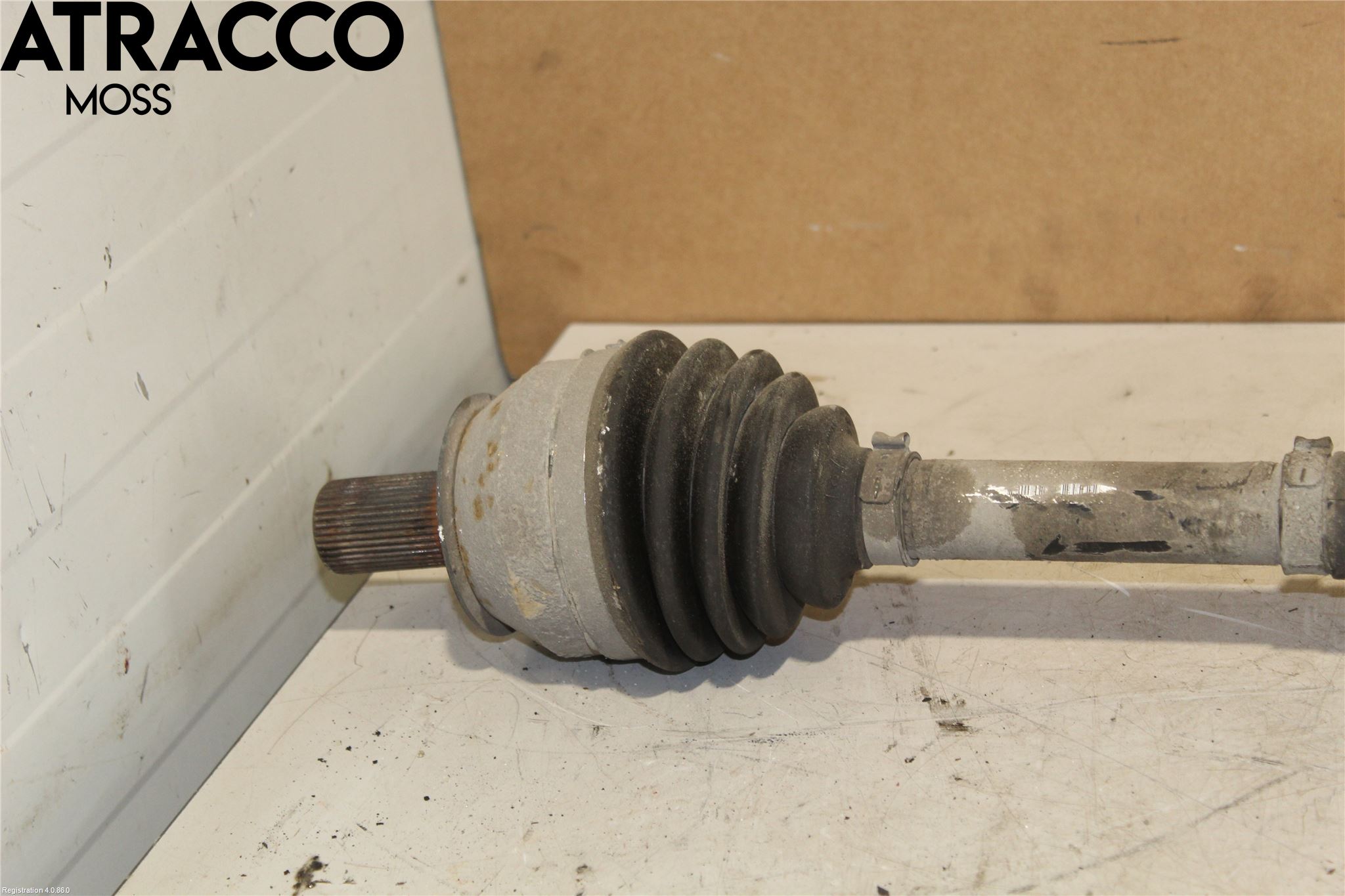 Volvo V60 11-13 Drivaxel Fram Höger