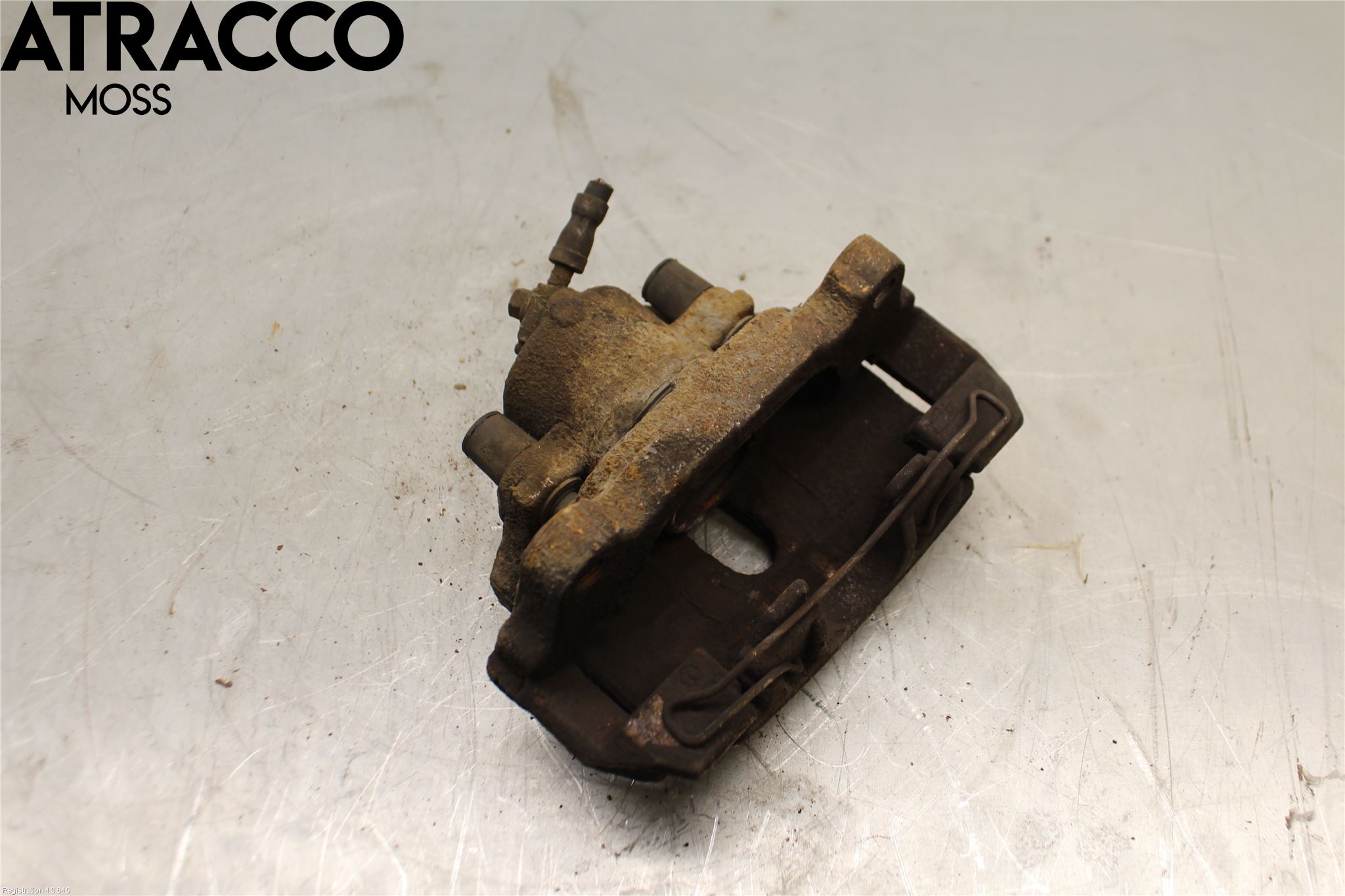 Volkswagen VW TOURAN 10-15 Bromsok Fram Höger