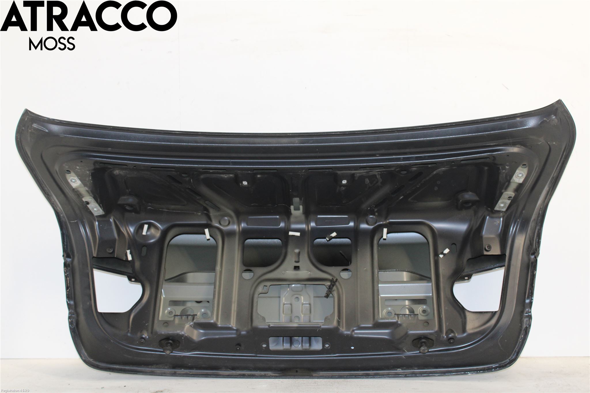 BMW 3 F30/F31/F80 12-19 Baklucka (Ej Med Ruta)