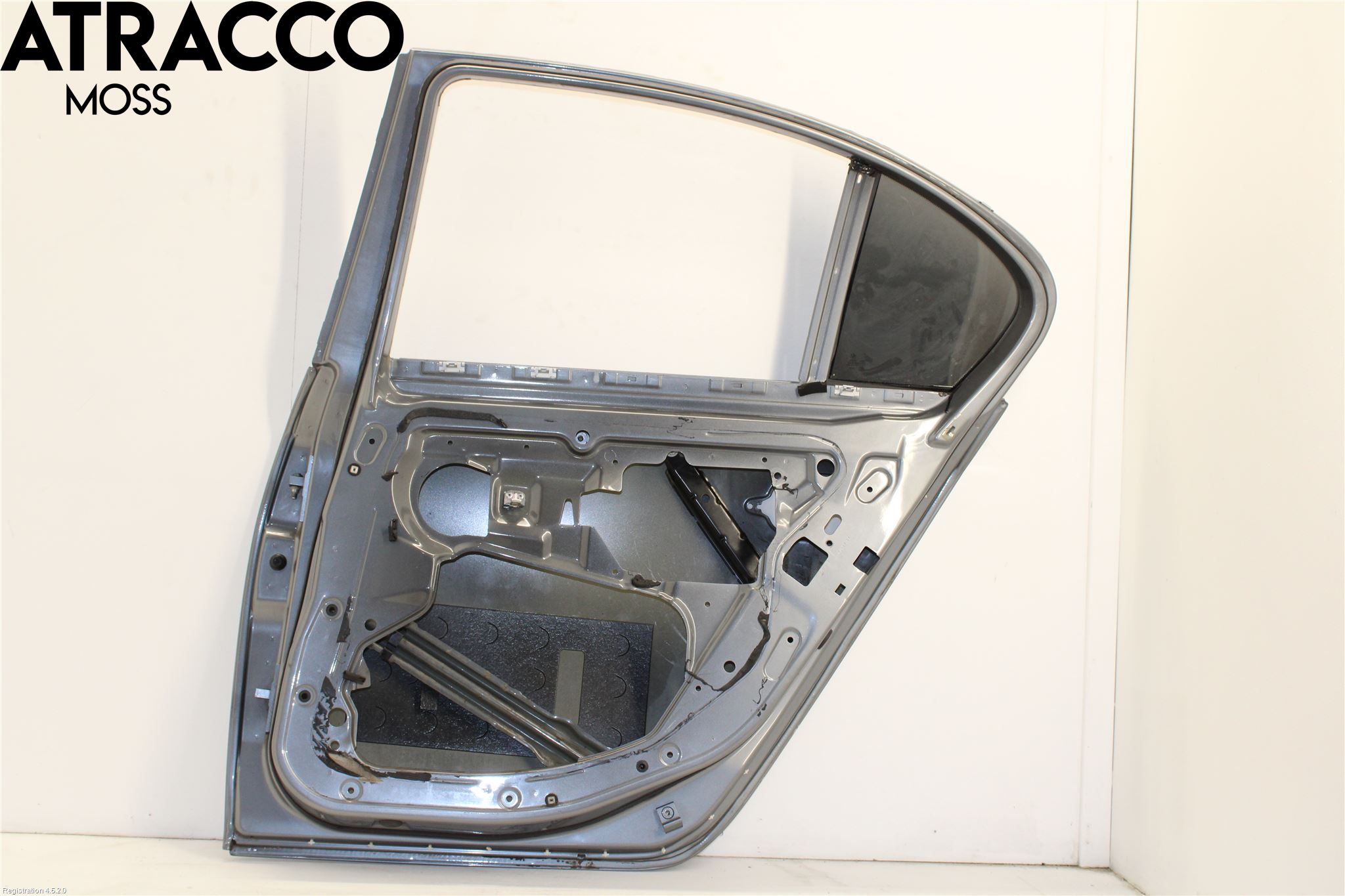 BMW 5 E60/61 Sed/Tou 02-10 Dörr Bak Höger