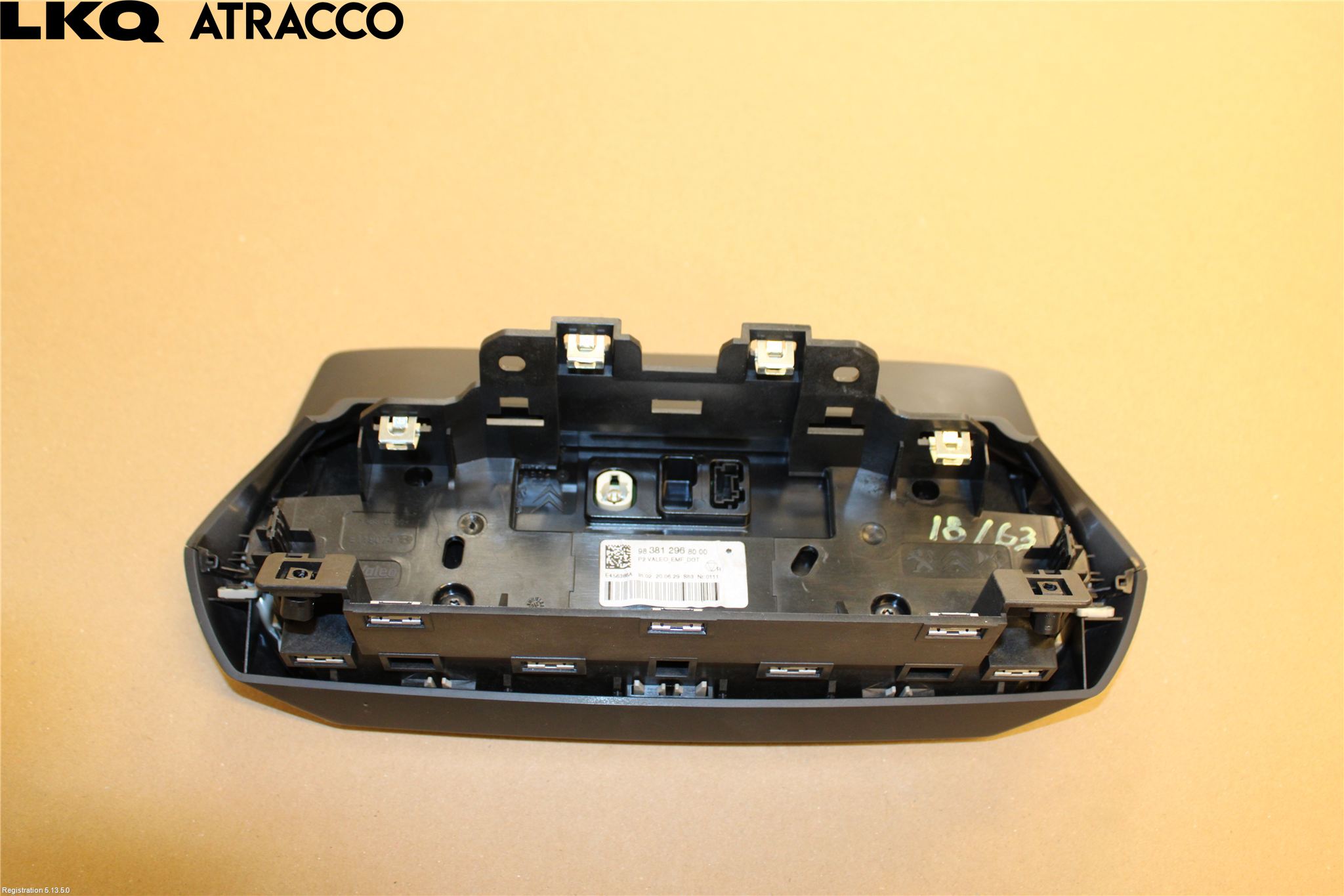 Peugeot 208/E-208 20- Nav Fram