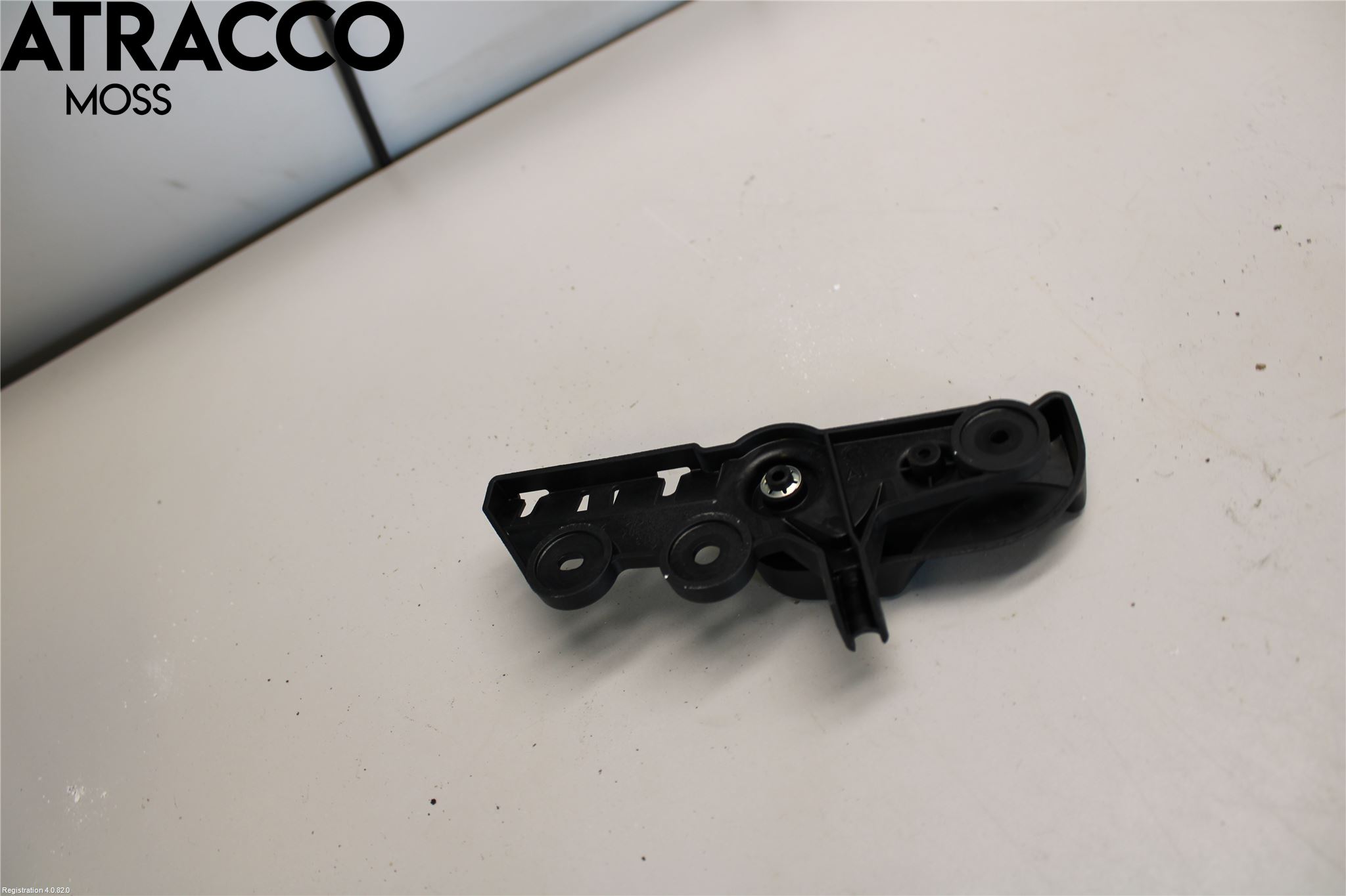 BMW 3 F30/F31/F80 12-19 Huvlås Wire-Spak