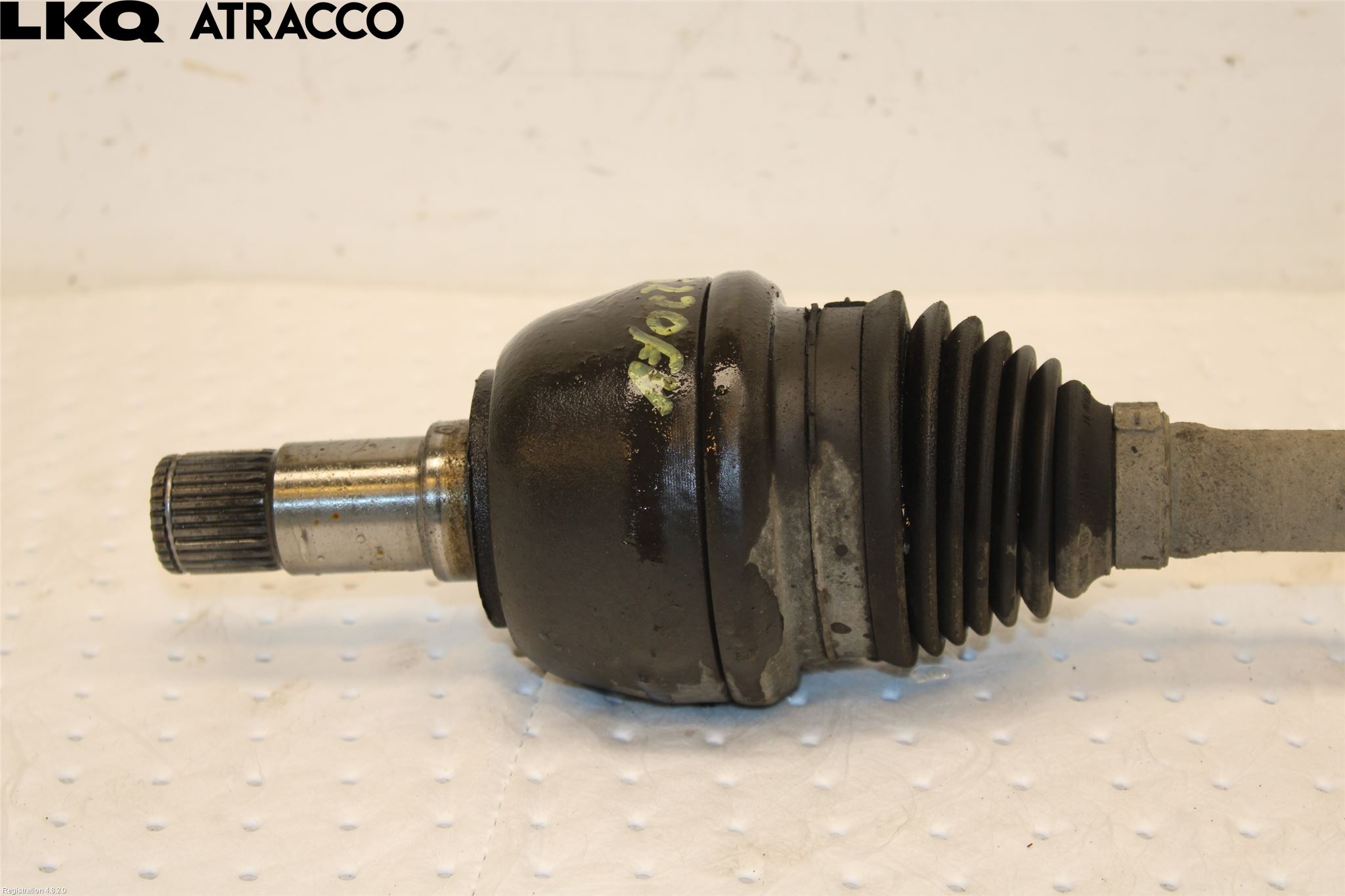 Mercedes-Benz MB GLA-KLASS (X156) 13-20 Drivaxel Fram Vänster
