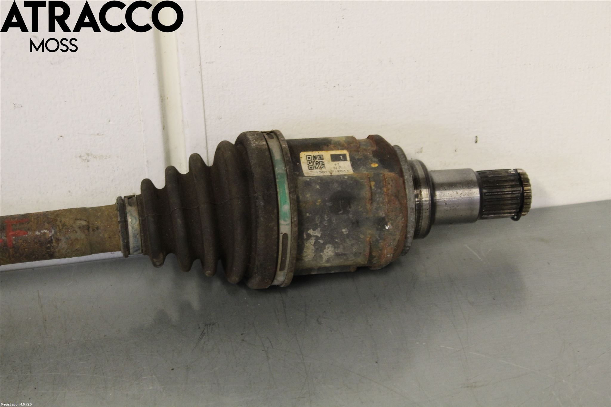 Toyota RAV4 13-18 Drivaxel Fram Vänster