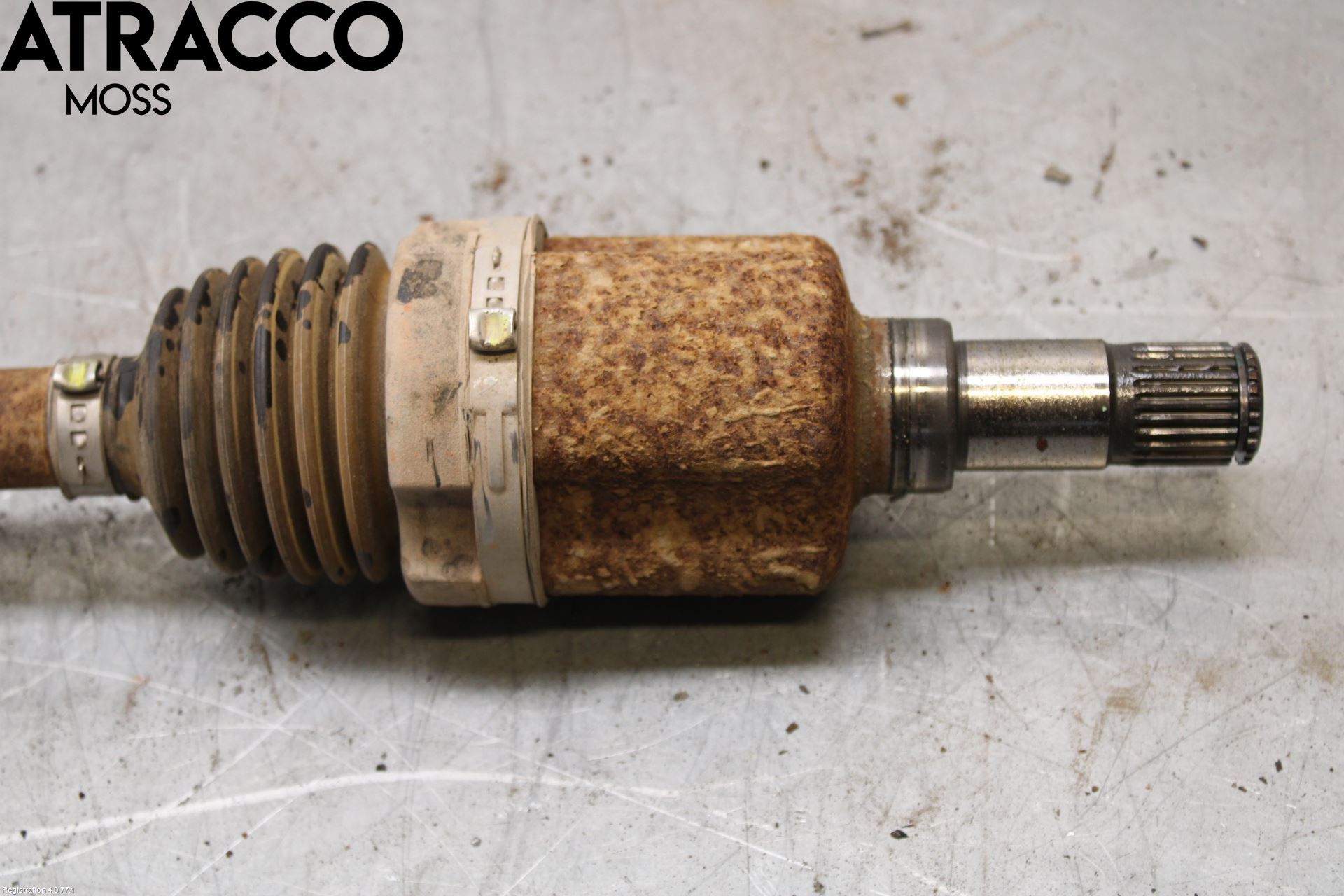 Ford TRANSIT/TOURNEO CONNECT 13-22 Drivaxel Fram Vänster