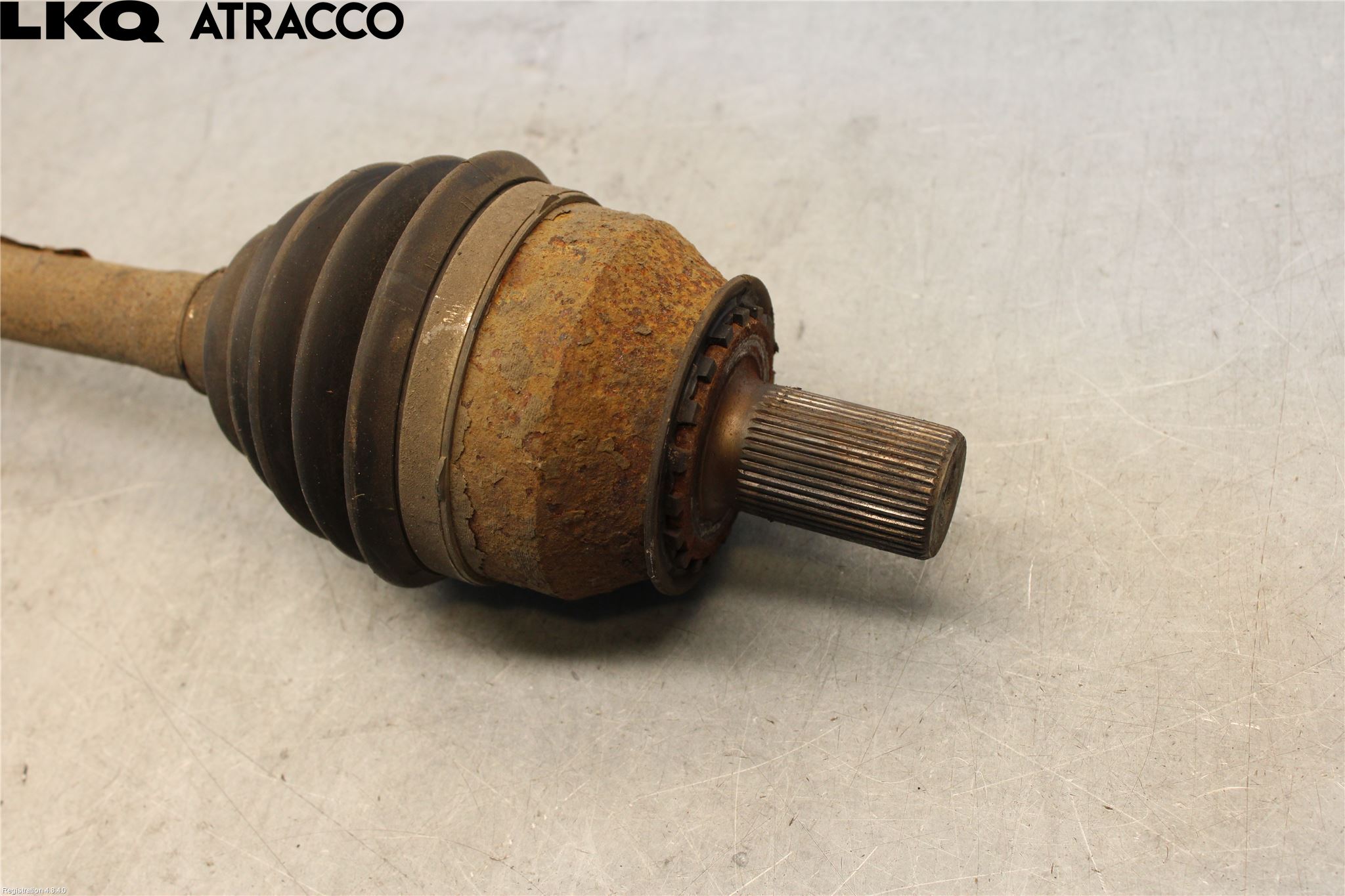 Volvo V70 08-13 Drivaxel Fram Höger