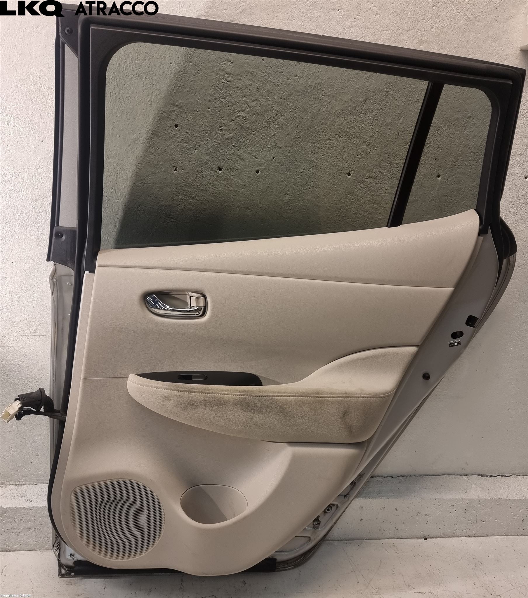 Nissan LEAF 11-17 Dörr Bak Höger