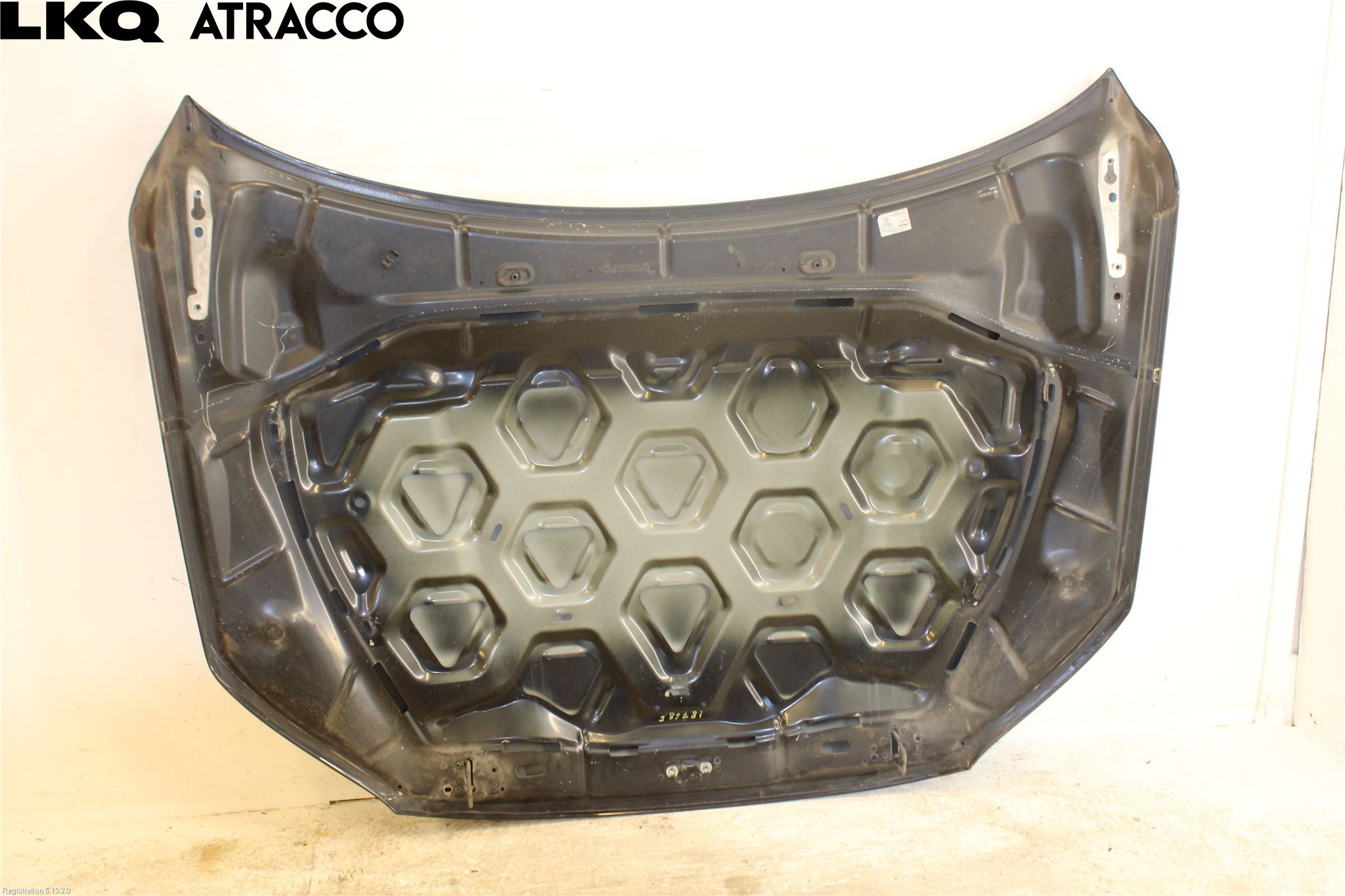 Volvo V70 08-13 Huv Fram