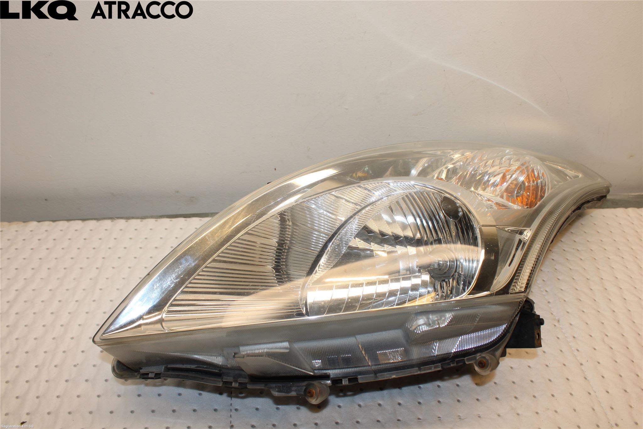 Suzuki SWIFT 11-16 Strålkastare Vänster