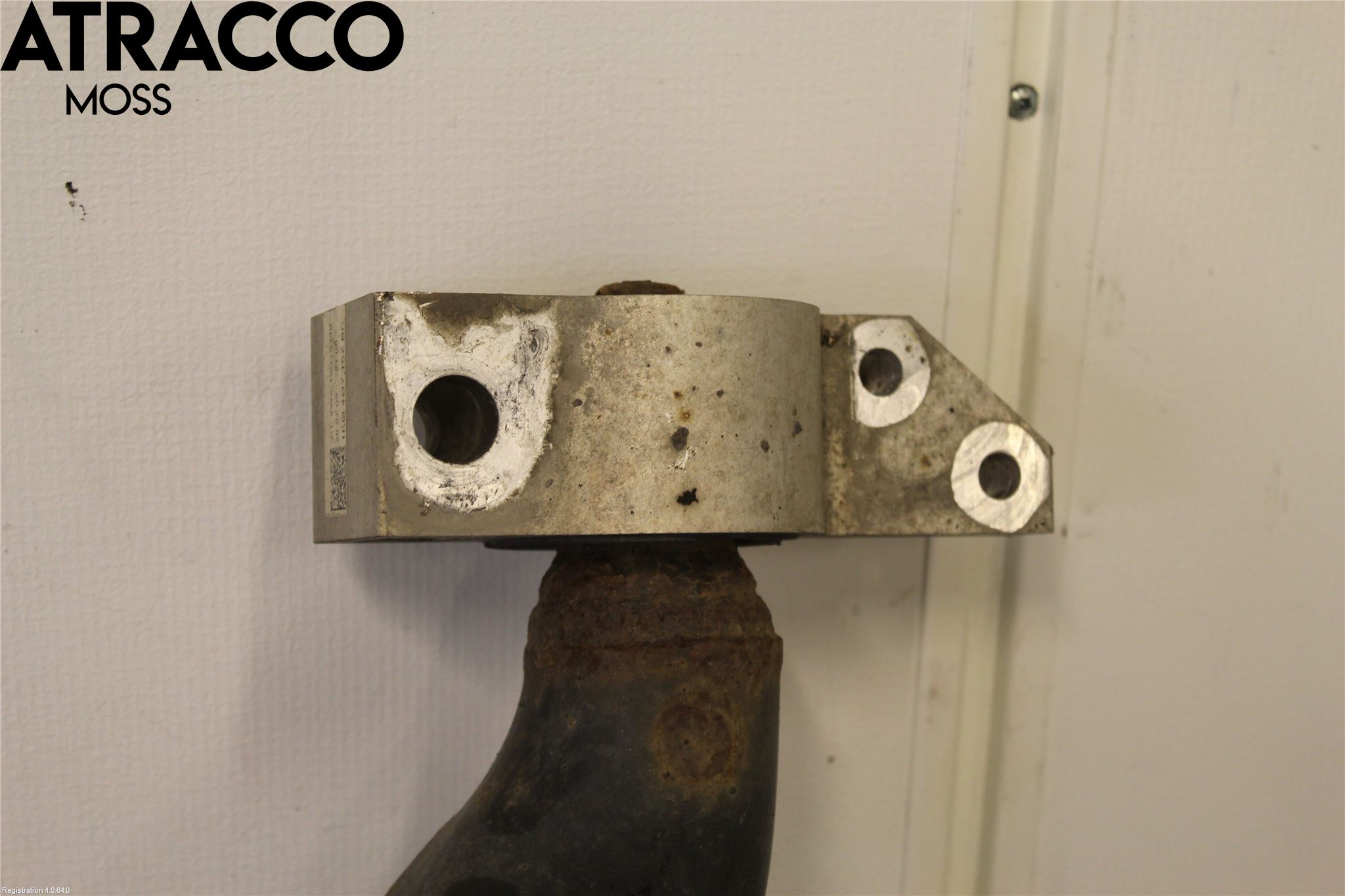 Volkswagen VW TOURAN 03-10 Bärarm Fram Undre Hö