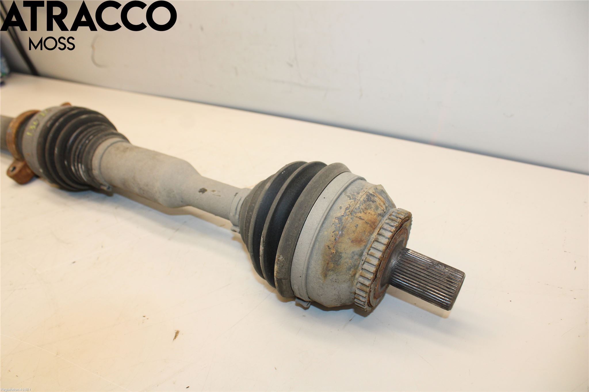 Volvo XC90 07-14 Drivaxel Fram Höger