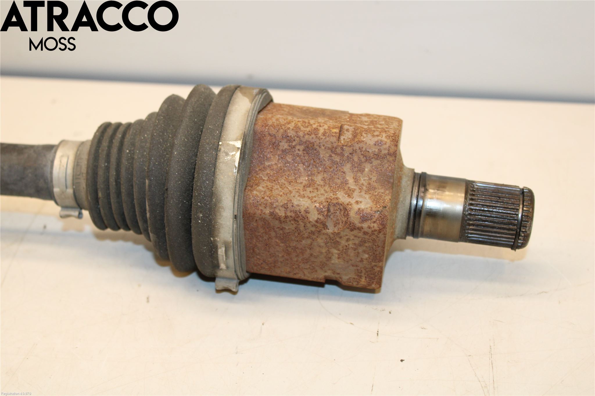 Volkswagen VW TIGUAN 07-16 Drivaxel Fram Vänster