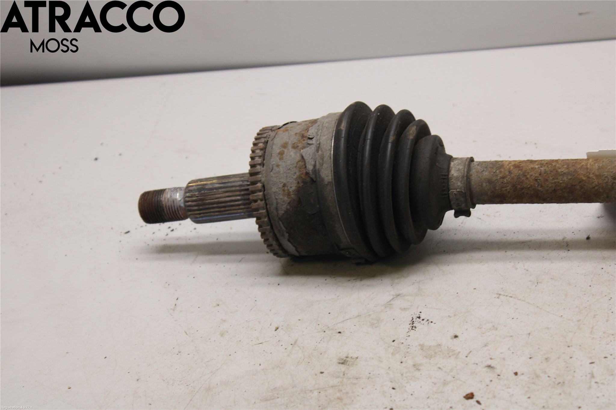 Landrover LAND ROVER DISCOVERY 4 10-16 Drivaxel Fram Höger