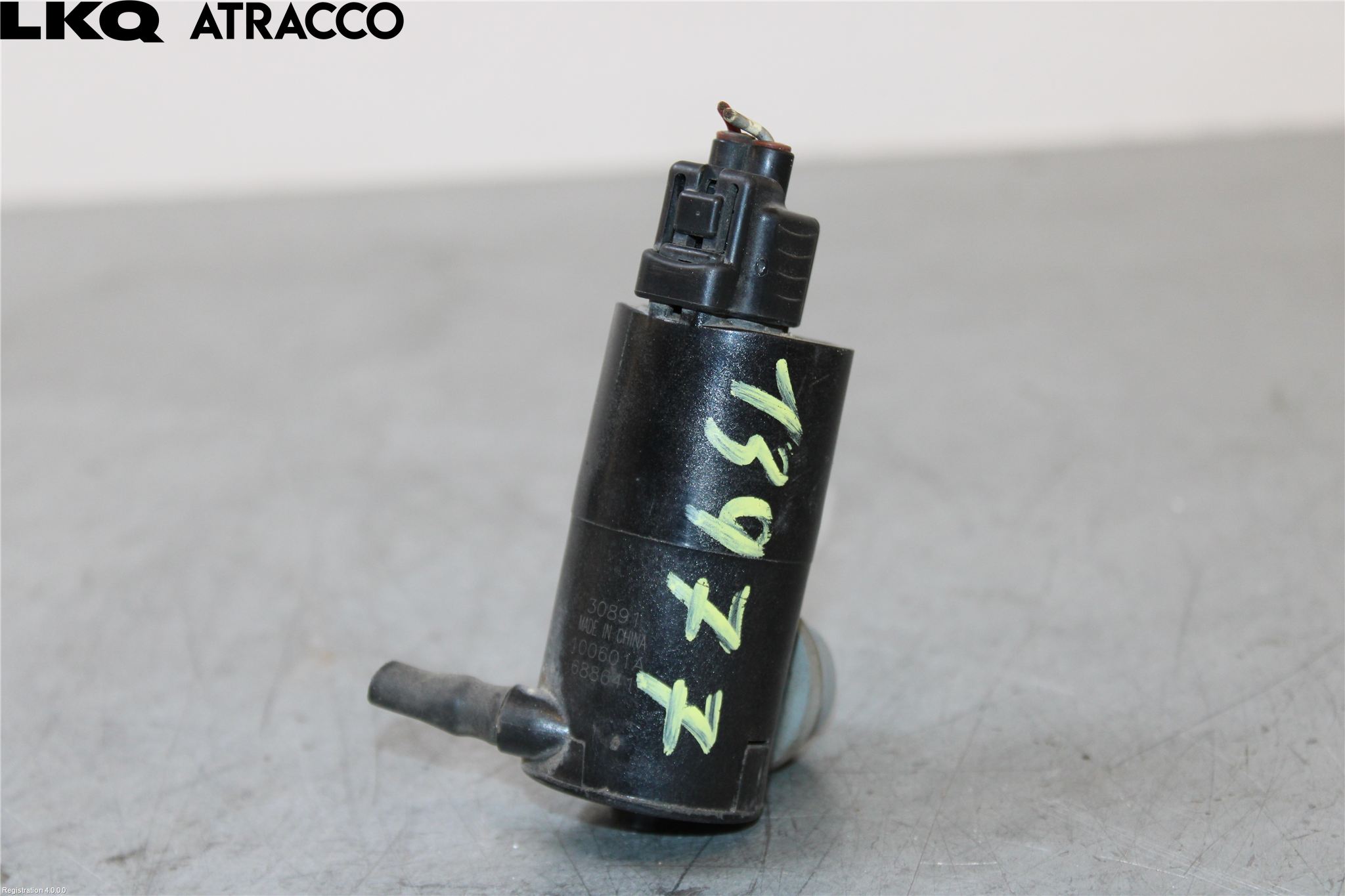 Toyota AVENSIS 09-15 Spolarpump Baklucka