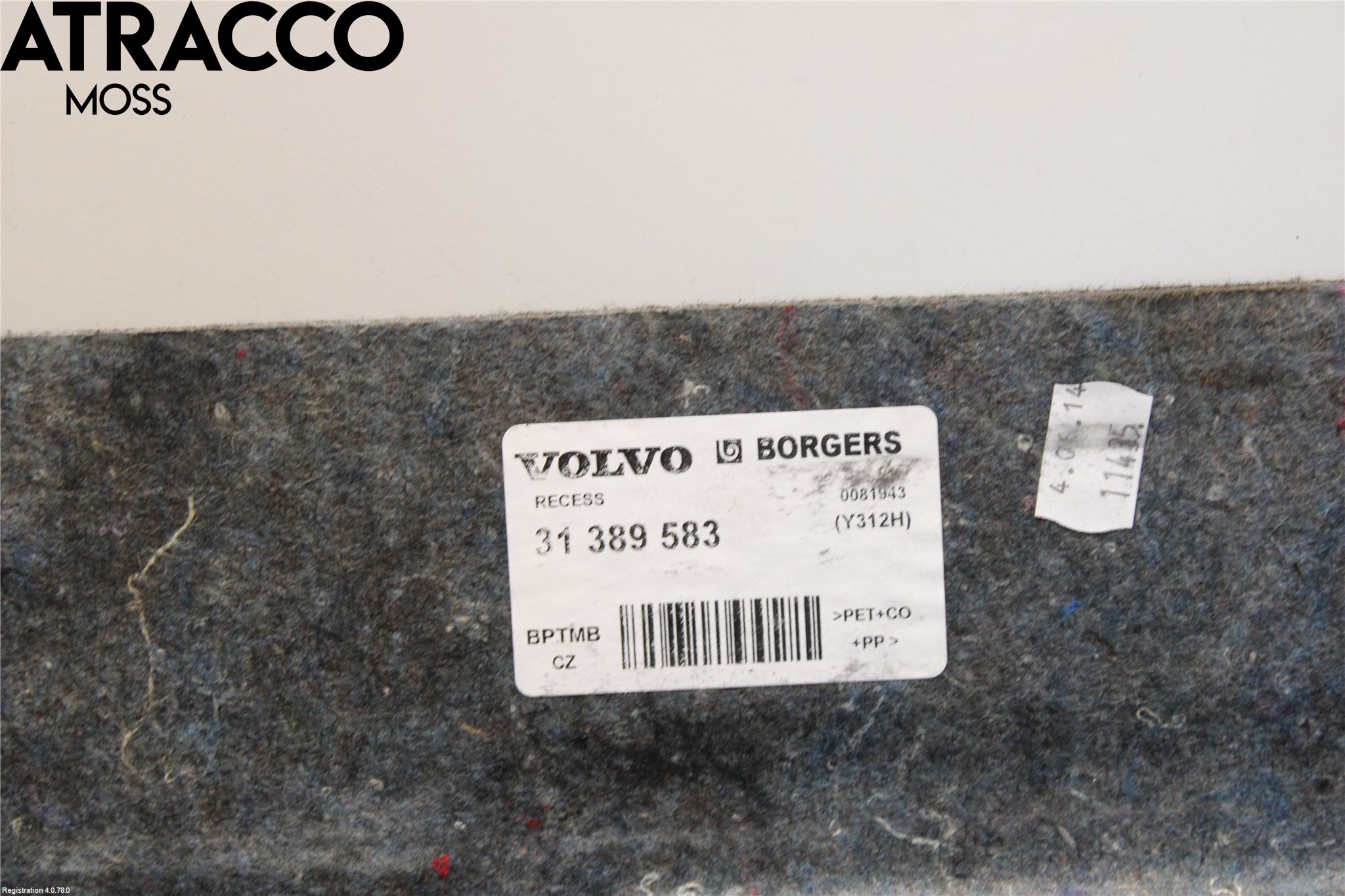 Volvo V60 11-13 Inrbagagerumklädsel-Golv
