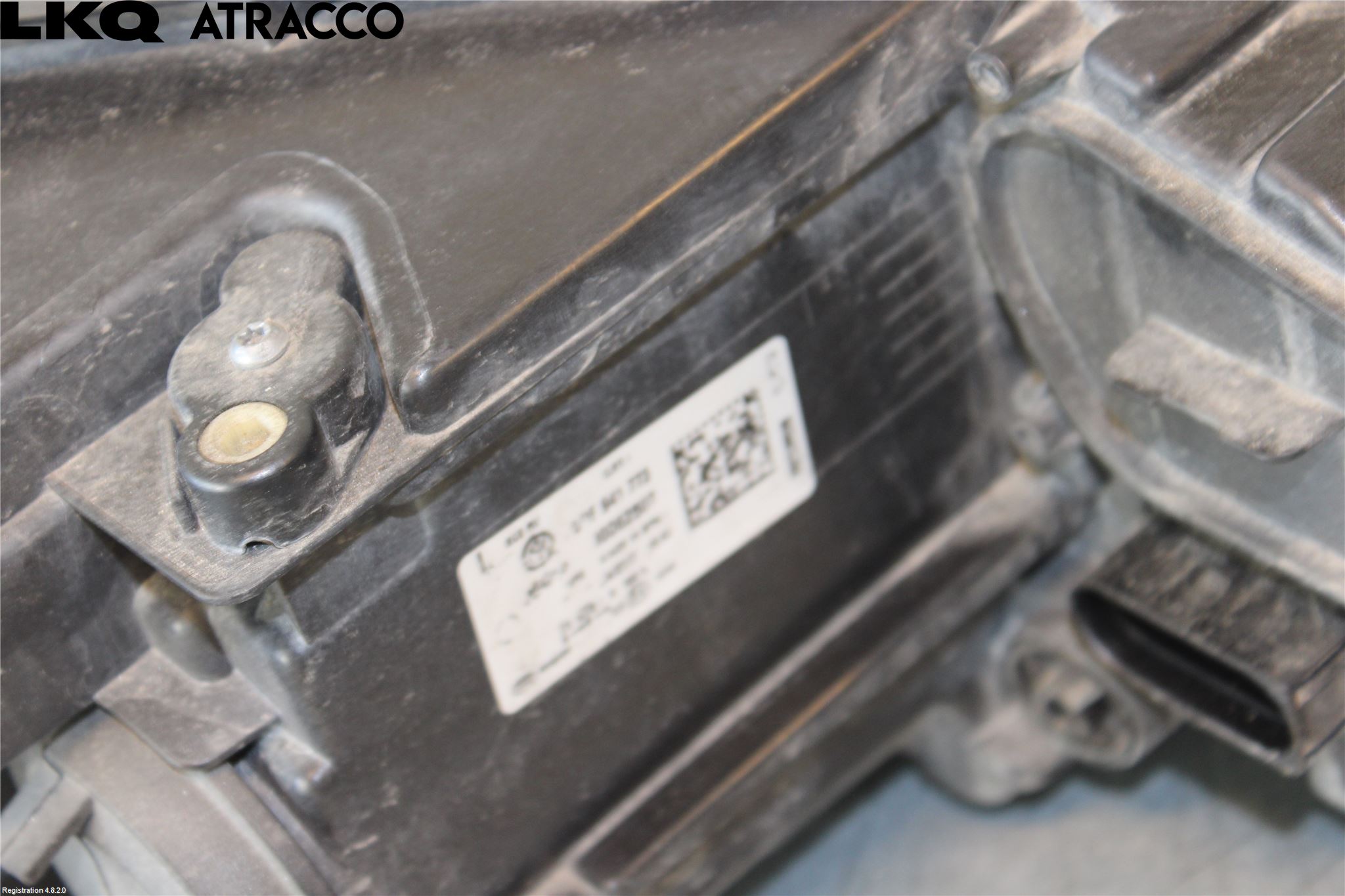 Volkswagen VW GOLF / E-GOLF VII 13-20 Strålkastare Vänster
