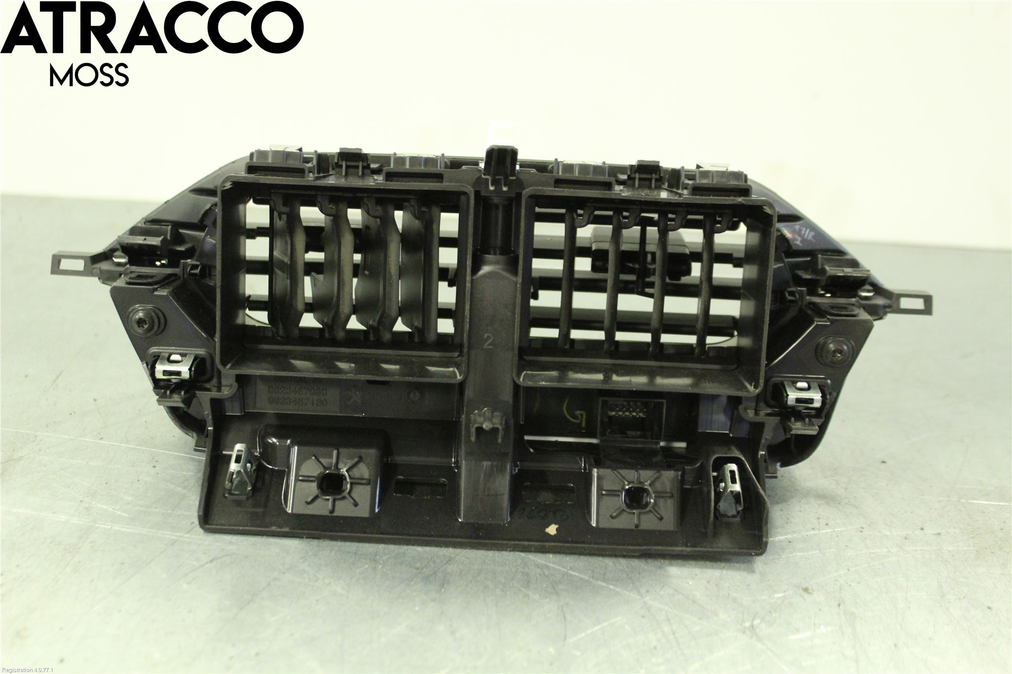 Peugeot 2008/E-2008 20- Strömställare Multifunktion