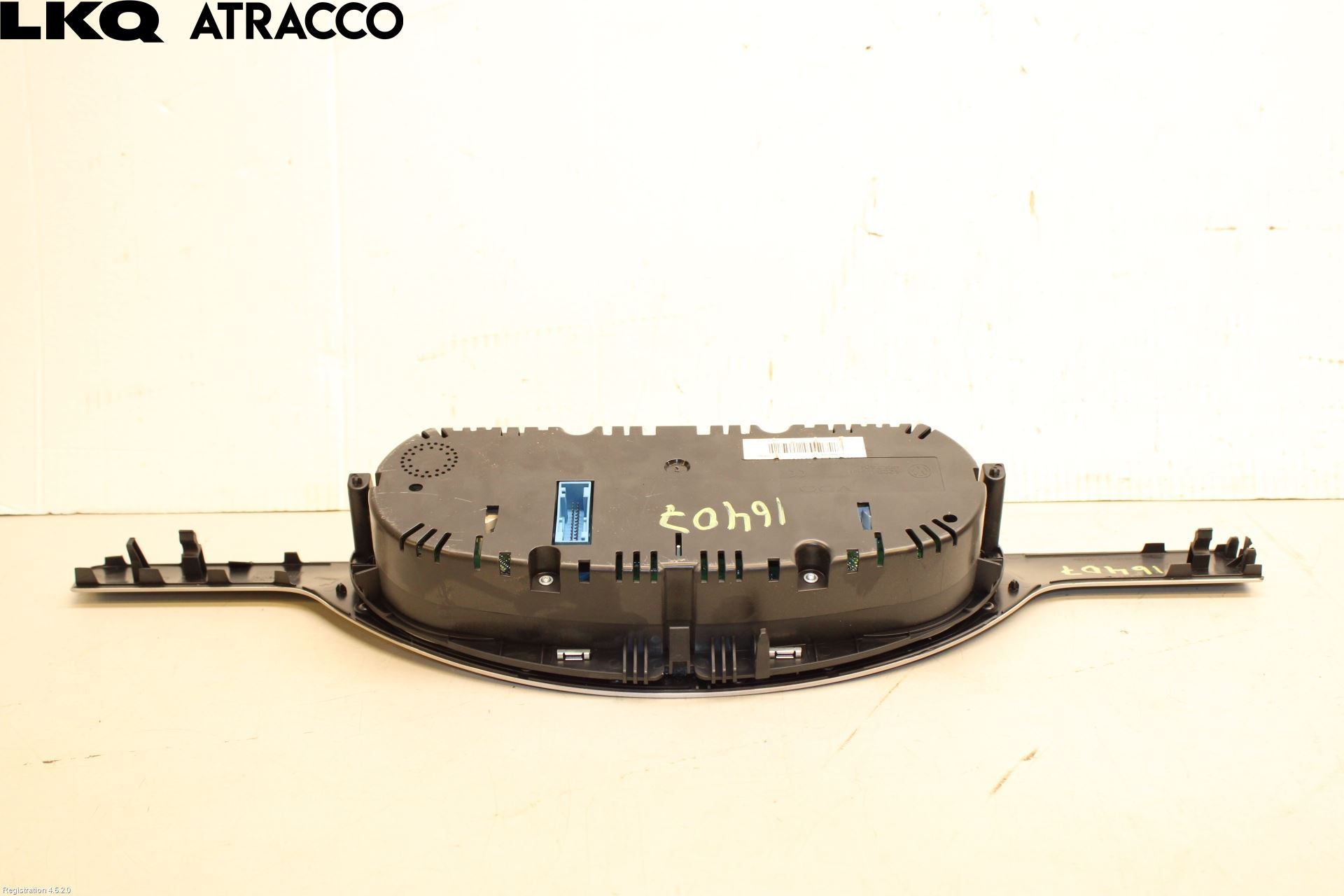 Volkswagen VW PASSAT 11-14 Instrument Komb
