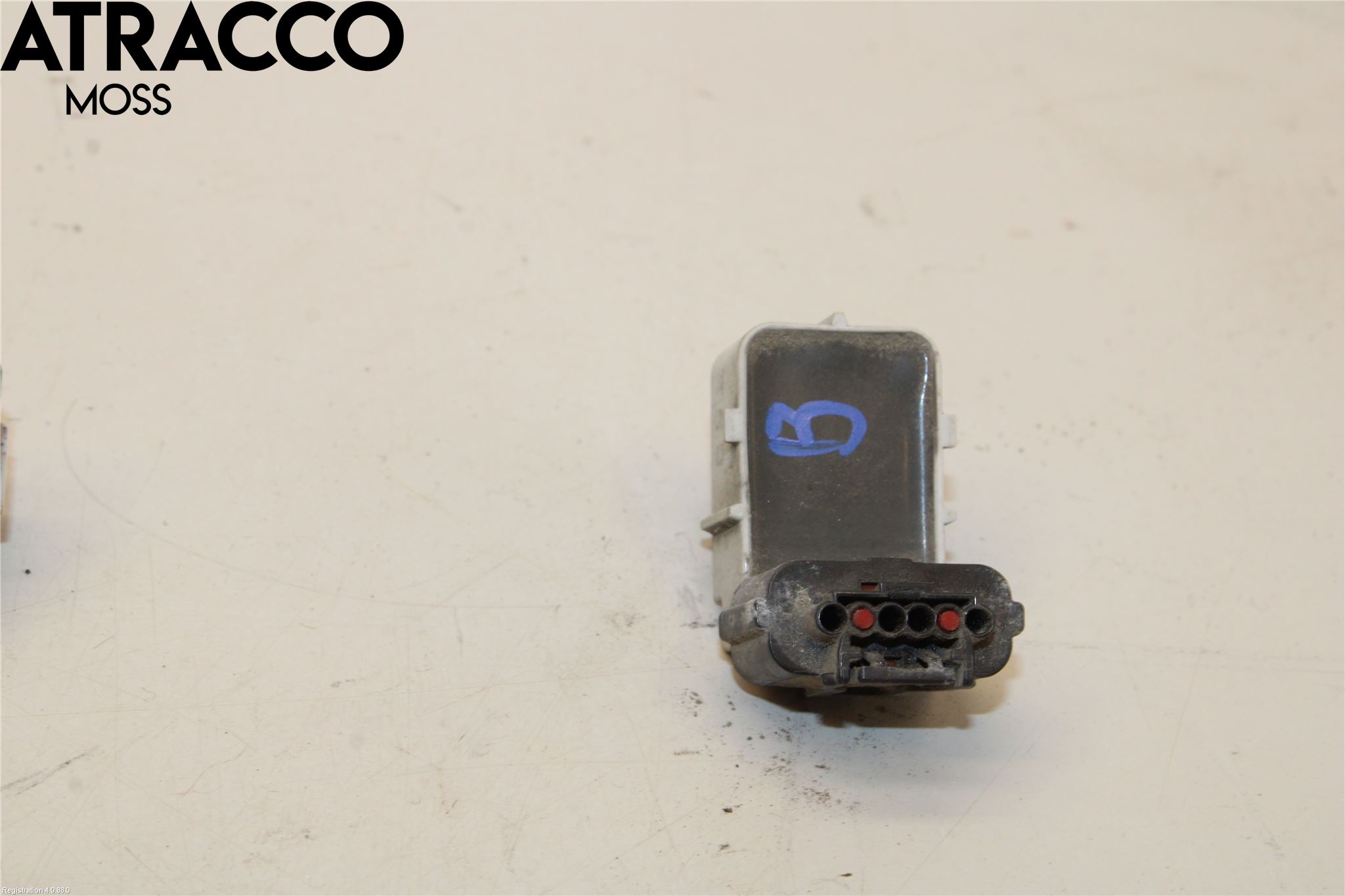 Hyundai VELOSTER 12-17 Parkeringshjälp Backsensor