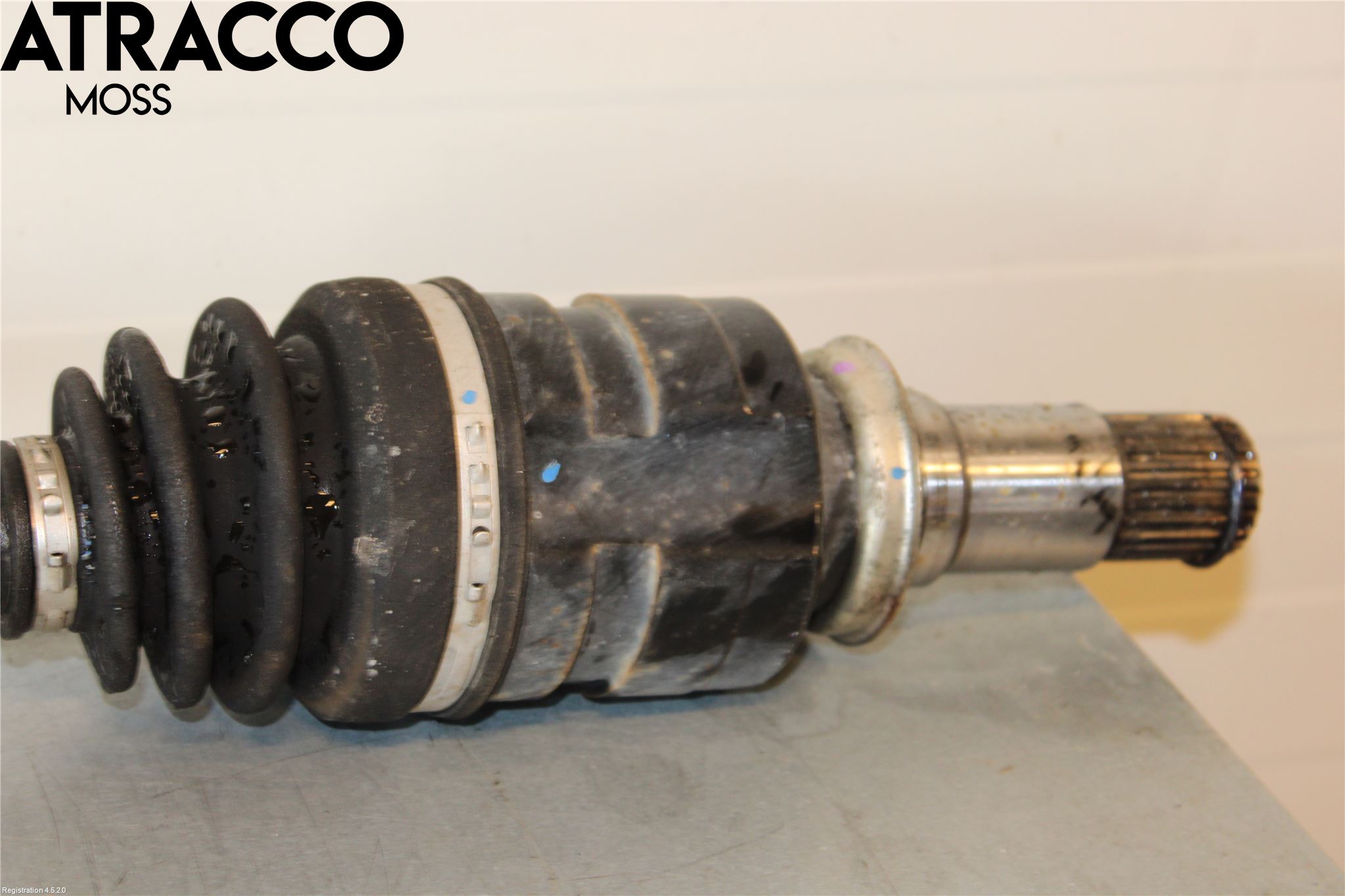 Toyota AURIS 13-19 Drivaxel Fram Höger