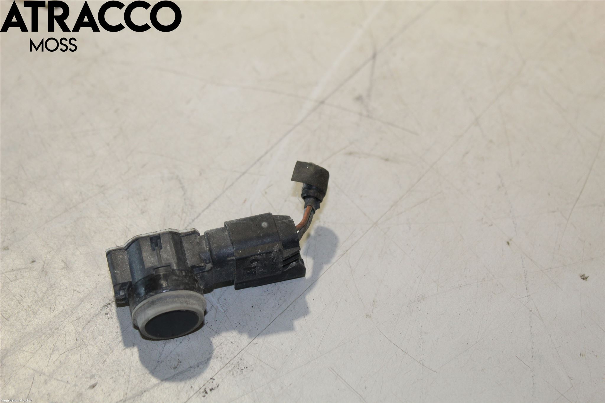 Opel VIVARO 20- Parkeringshjälp Backsensor