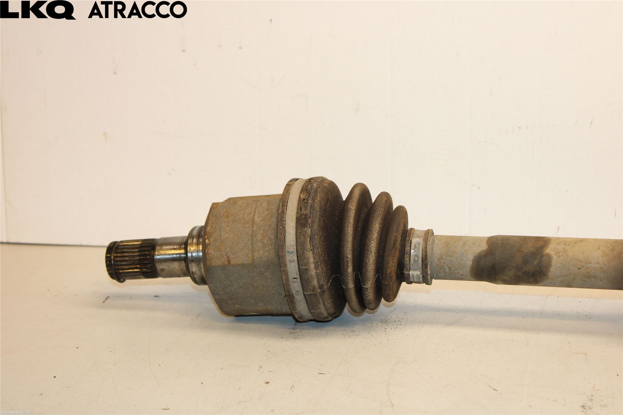 Kia CARENS III 13-19 Drivaxel Fram Höger