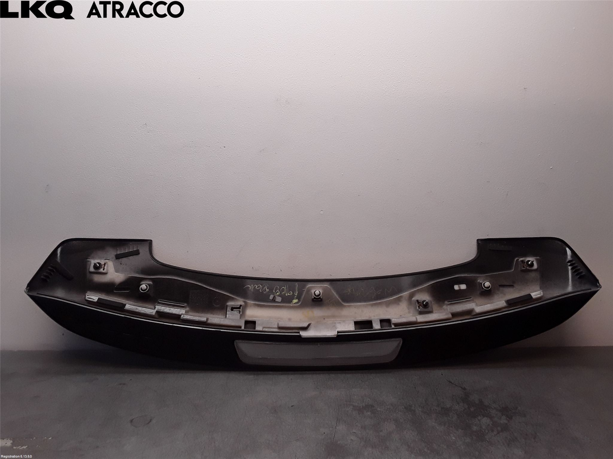 Toyota AVENSIS 16-18 Spoiler Baklucka