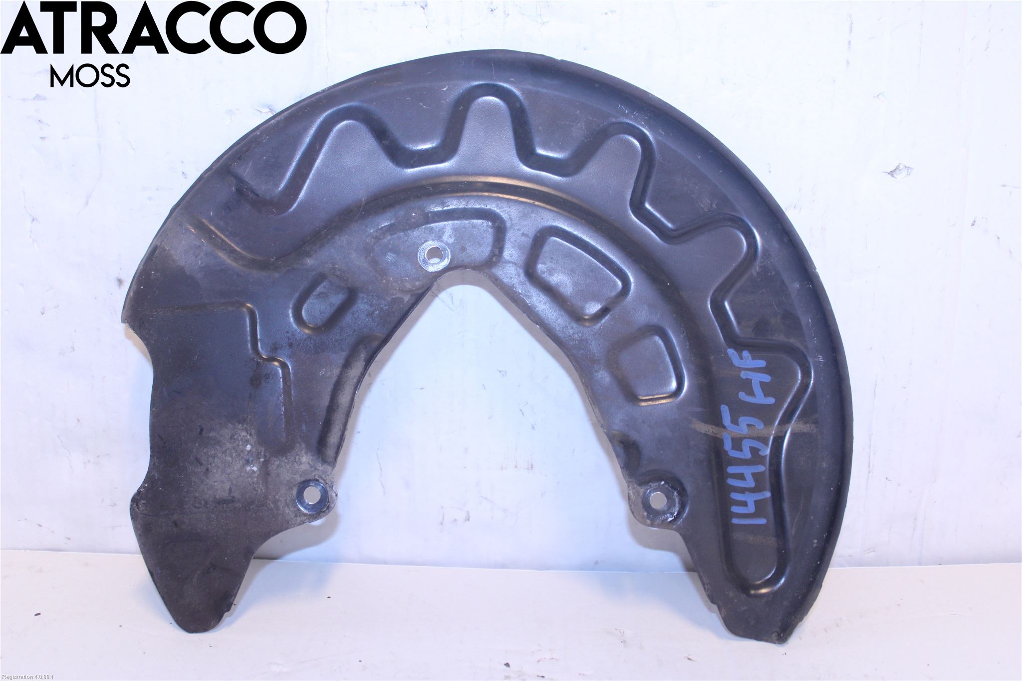 Volkswagen VW PASSAT 15-19 Bromssköld Fram