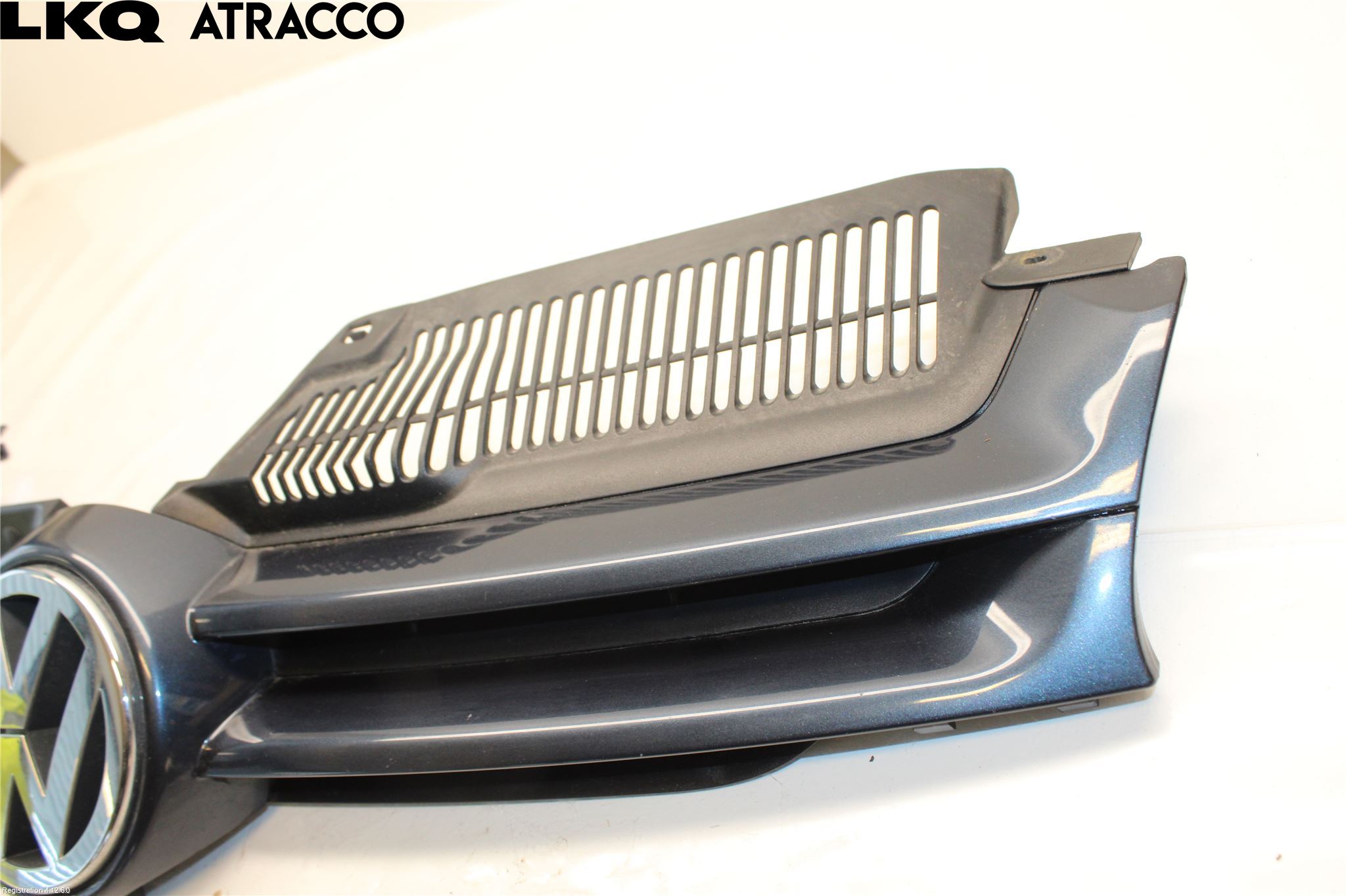 Volkswagen VW GOLF V 04-09 Grill Komp