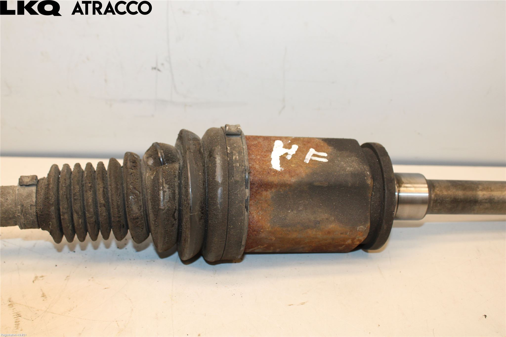 BMW 1 F20/F21 11-19 Drivaxel Fram Höger