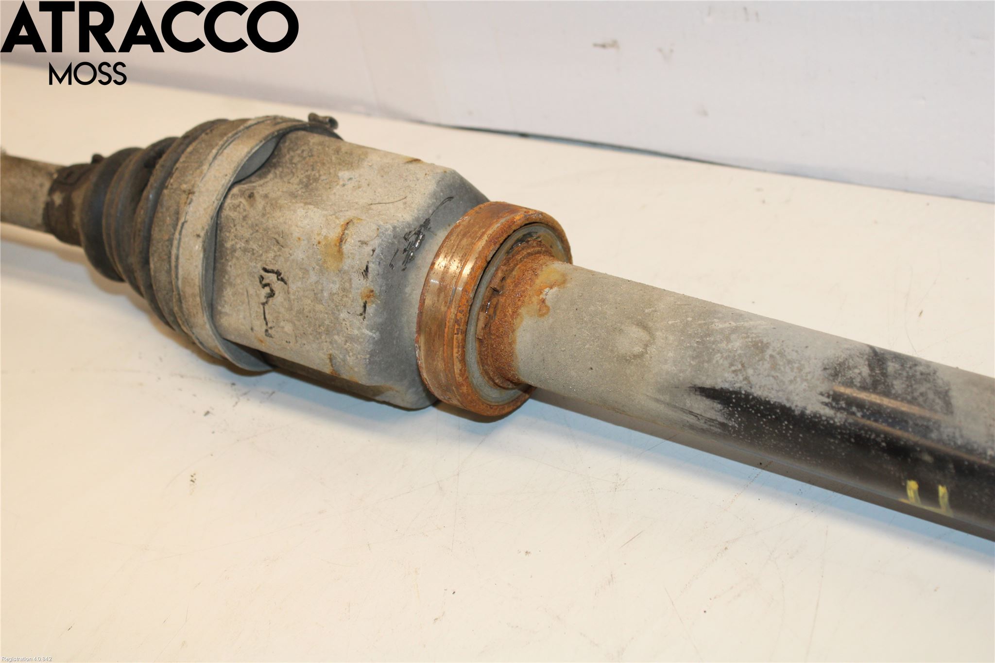 Volvo V70 08-13 Drivaxel Fram Höger