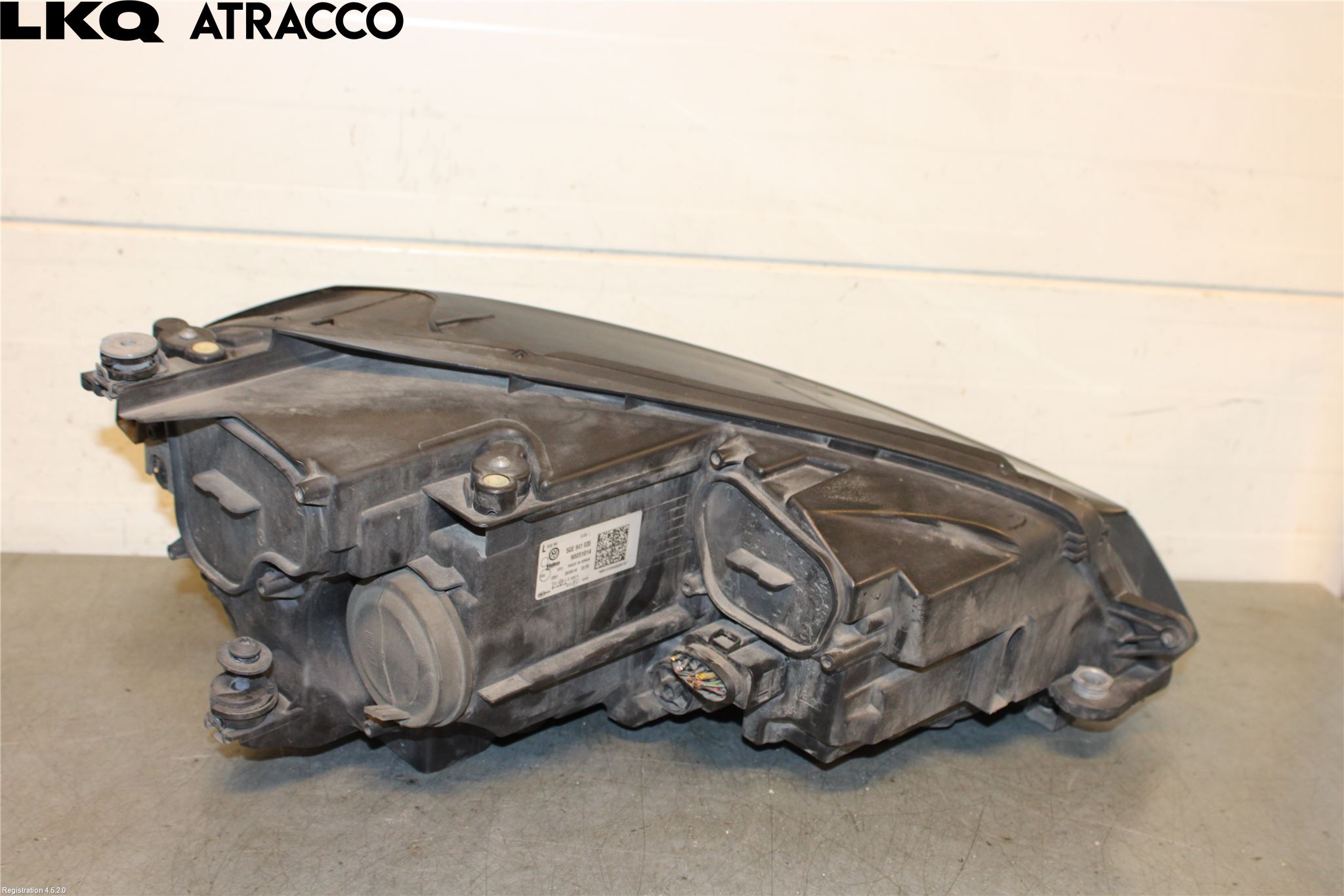 Volkswagen VW GOLF / E-GOLF VII 13-20 Strålkastare Vänster