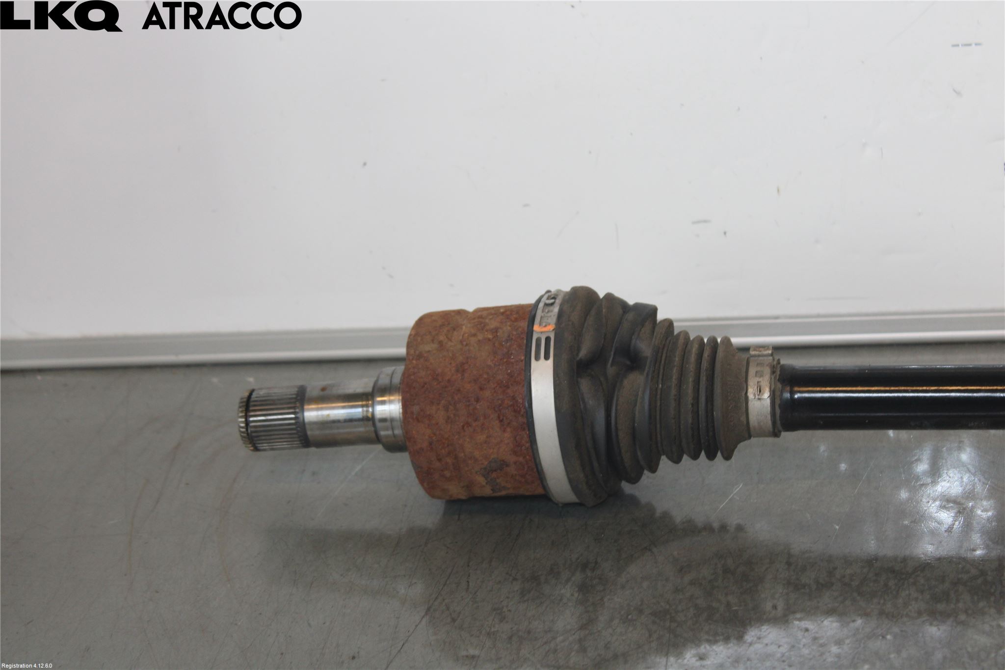 Volkswagen VW ID BUZZ/CARGO 22- Drivaxel Bak Vänster