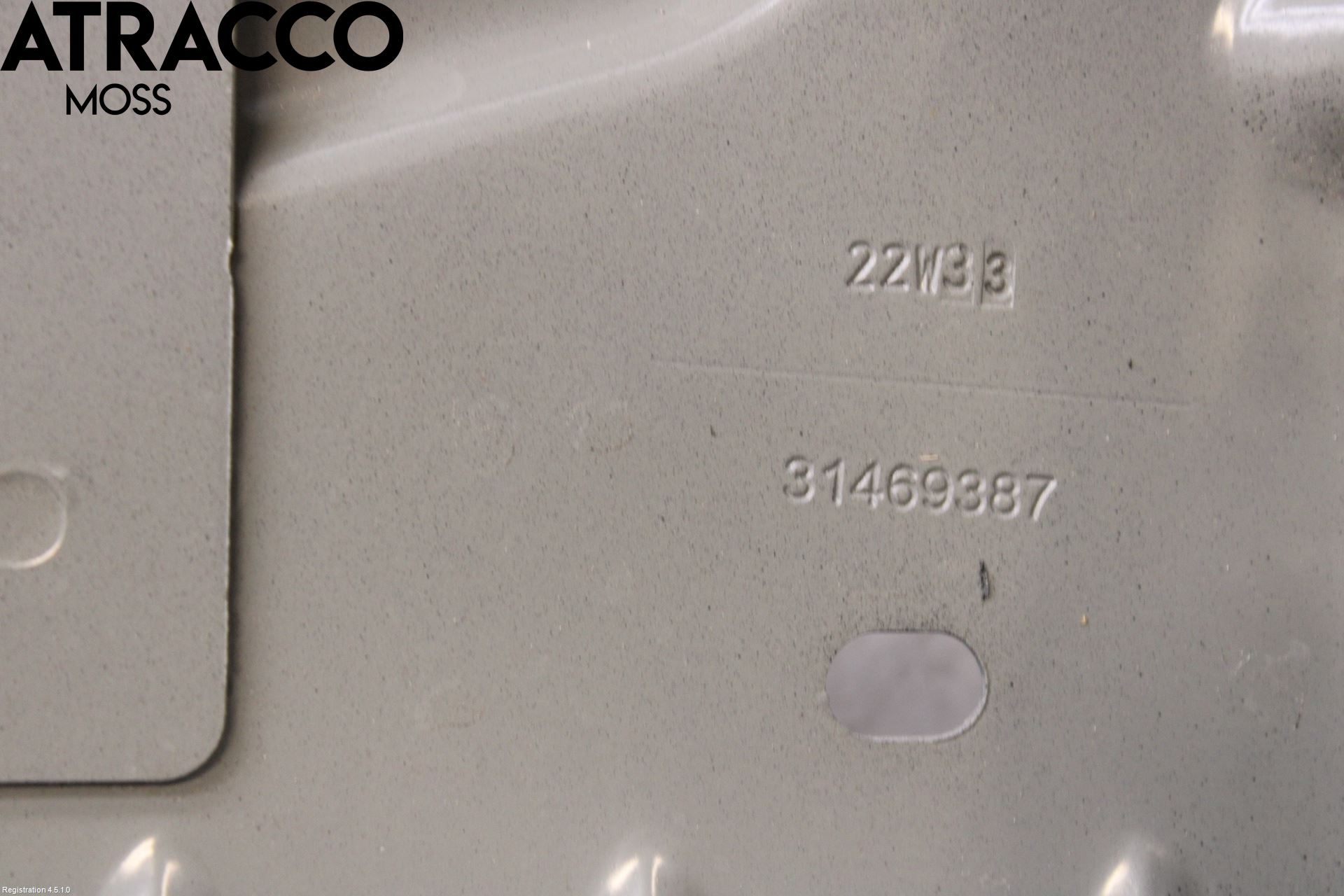 Volvo XC40/RECHARGE 18- Kylarfäste-Ram-Balk