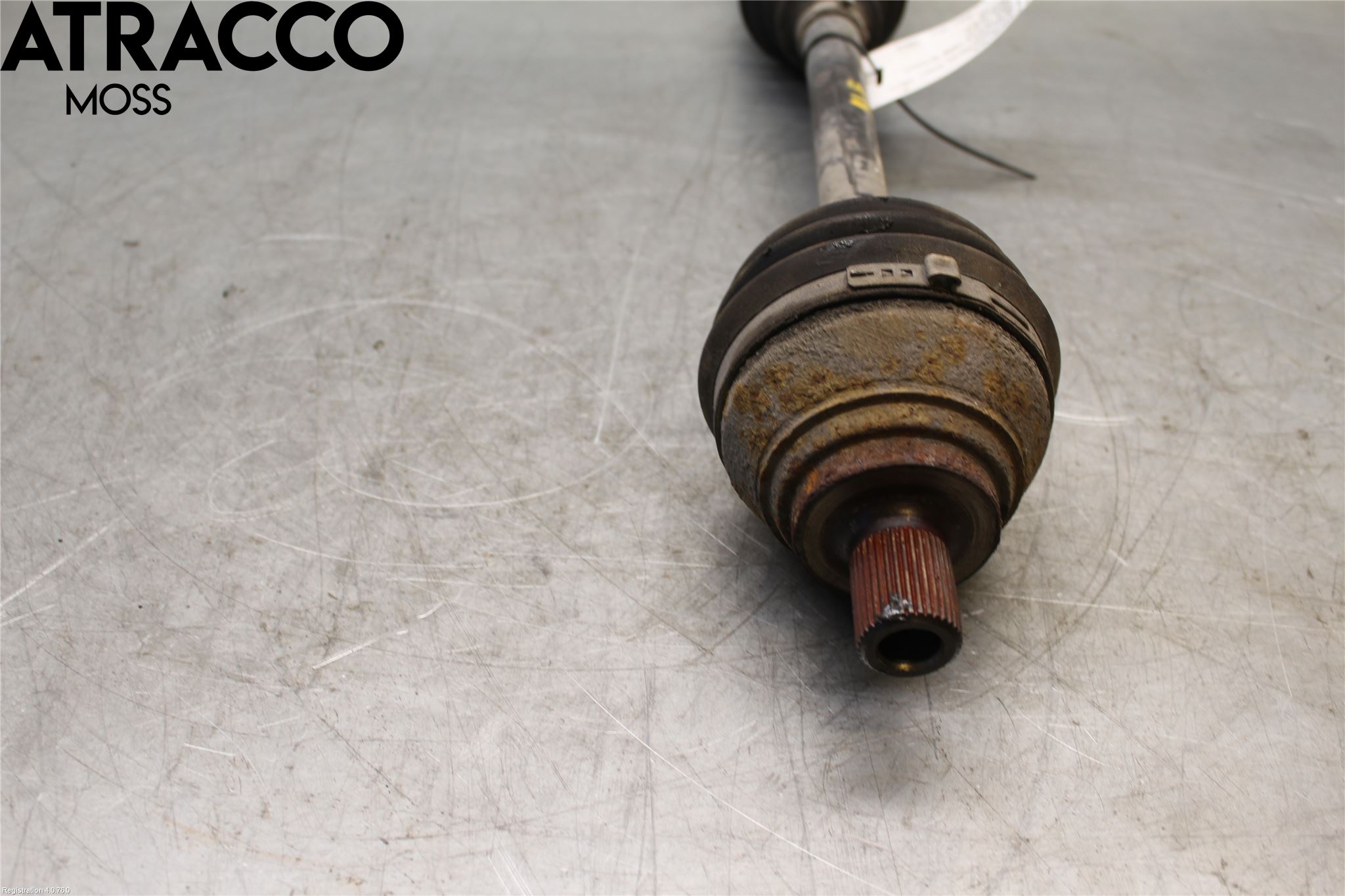 Volkswagen VW TIGUAN 07-16 Drivaxel Fram Höger
