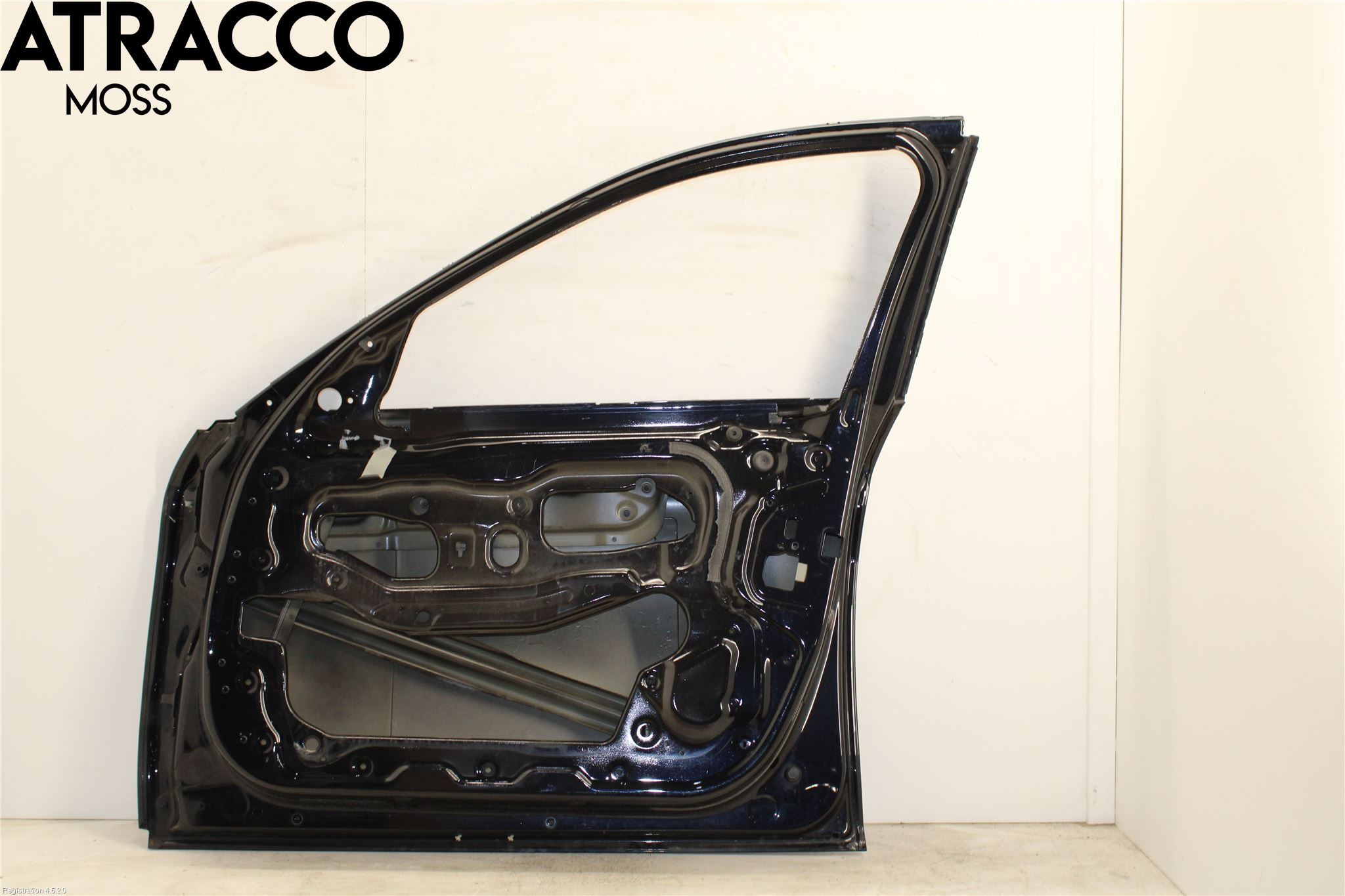 BMW 5 F10/F11/F18 09-17 Dörr Fram Höger