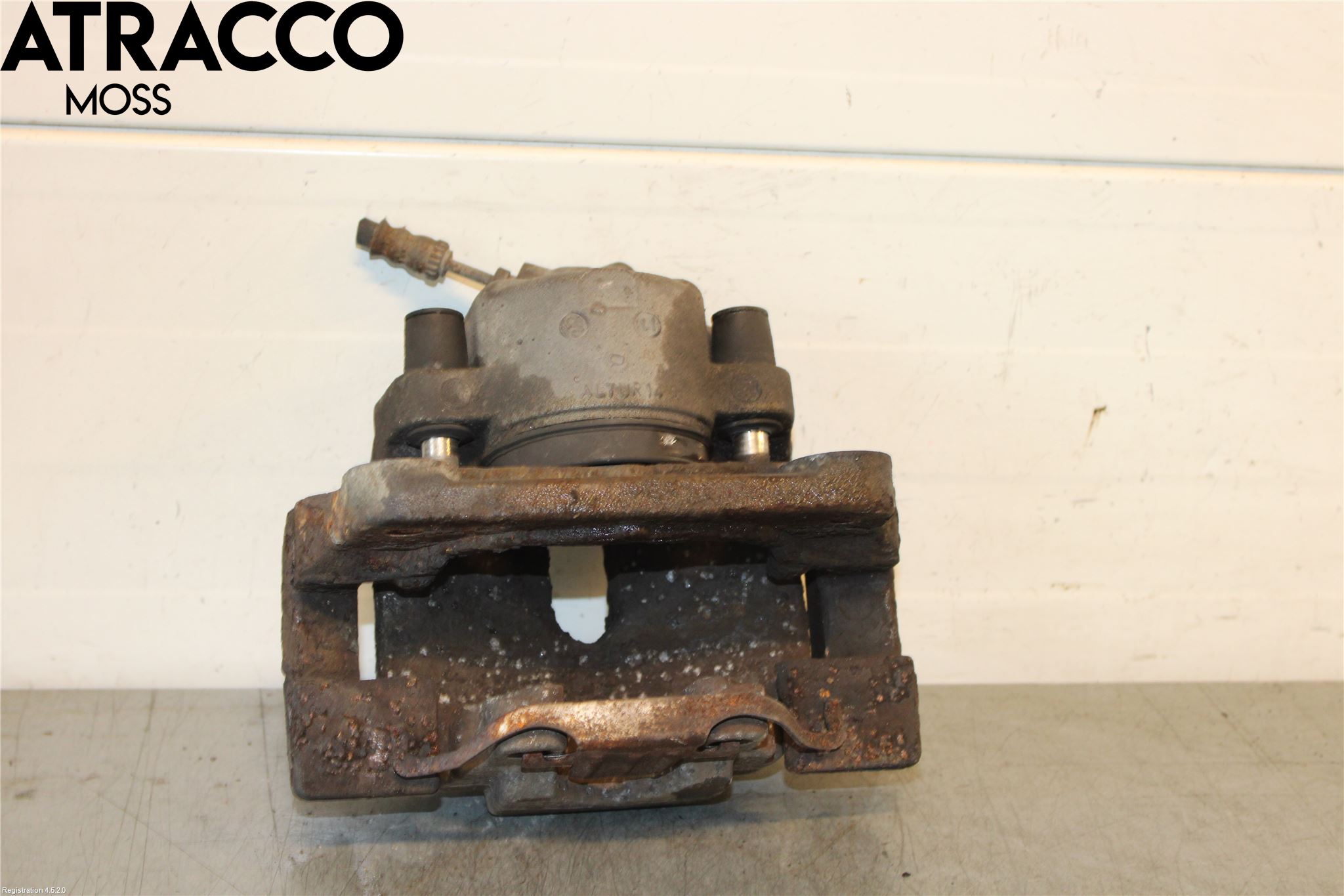 BMW 5 F10/F11/F18 09-17 Bromsok Fram Höger