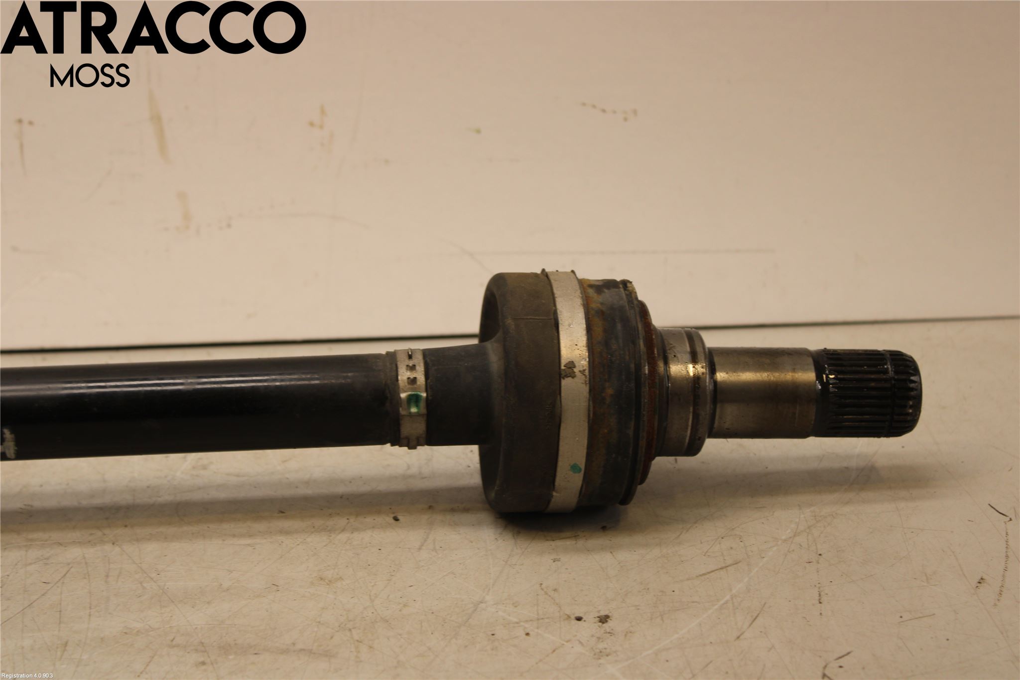 BMW 5 G30/G31/F90 17-23 Drivaxel Bak Höger