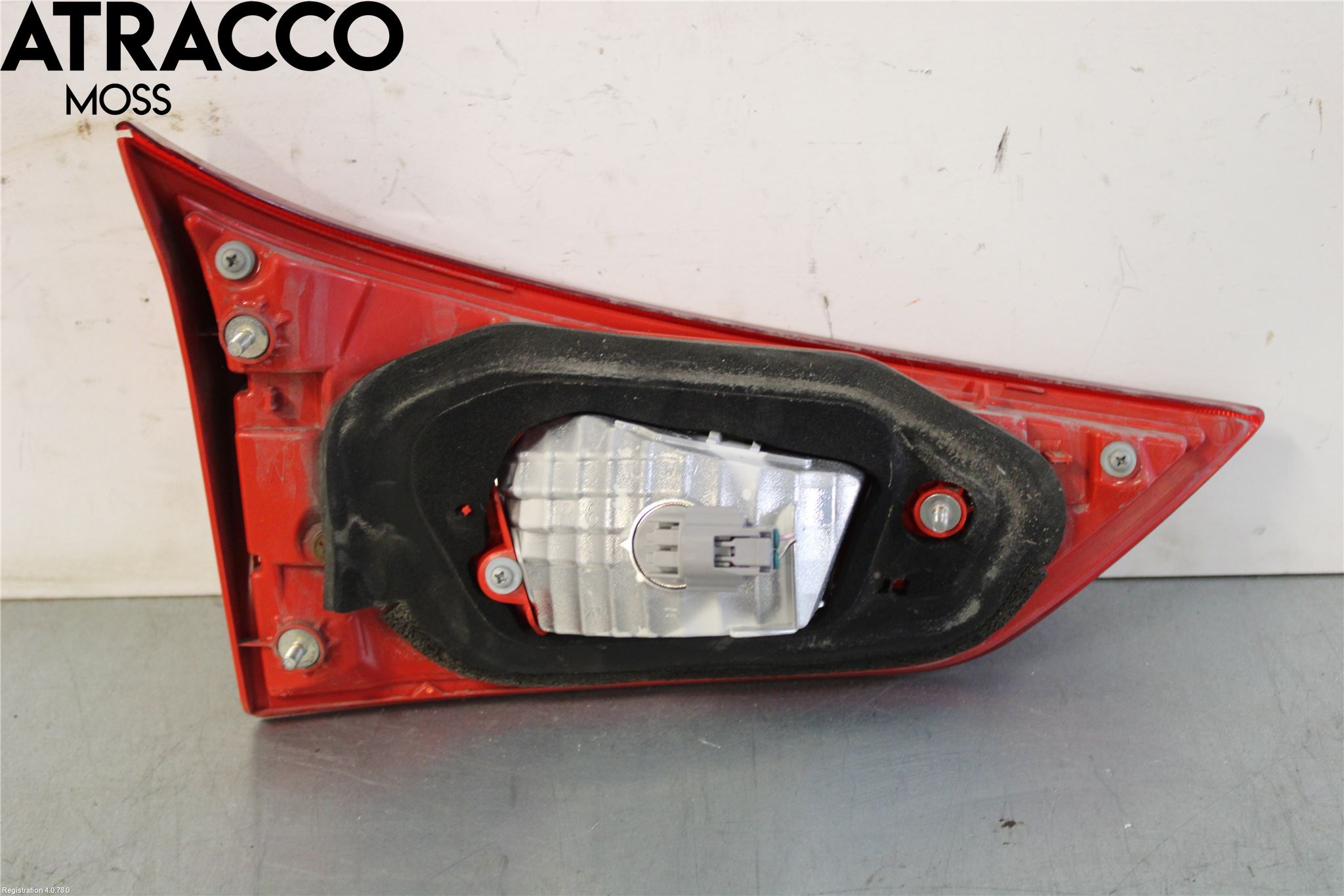 Toyota AURIS 13-19 Bakljus Lucka Hö