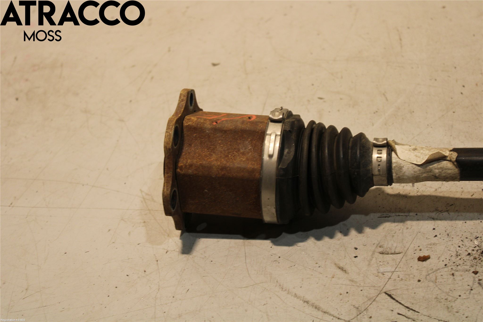 Volkswagen VW T-ROC 18- Drivaxel Fram Vänster