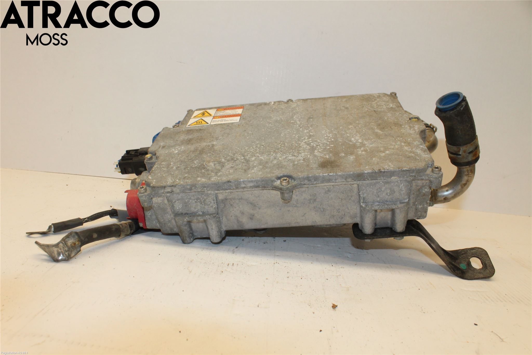Tesla MODEL S 13- Converter
