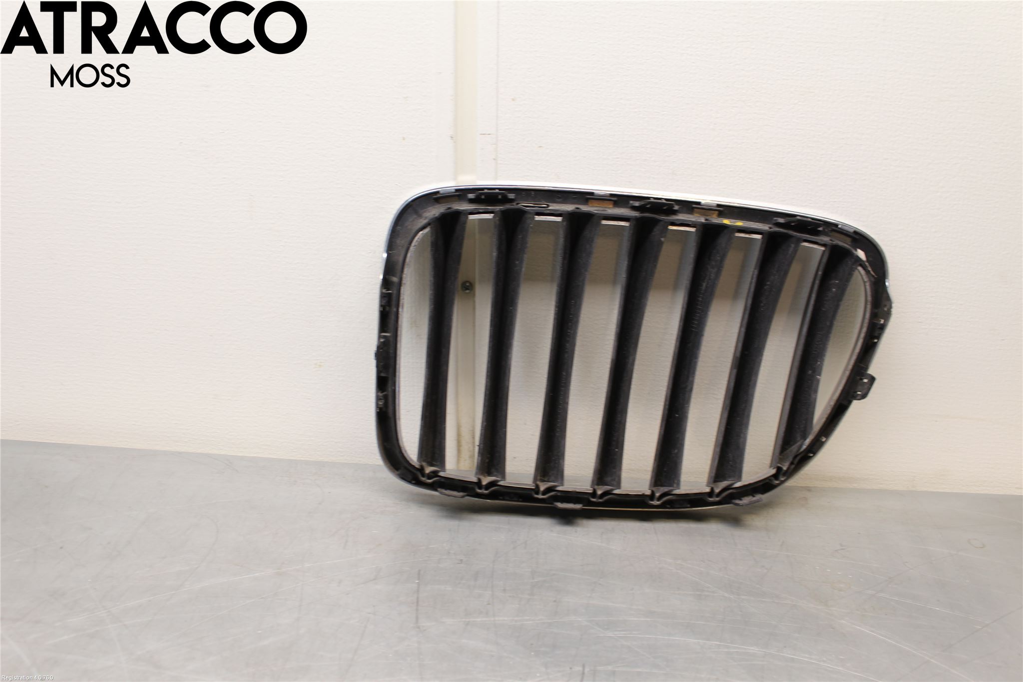 BMW X1 E84 10-15 Grilldel Höger