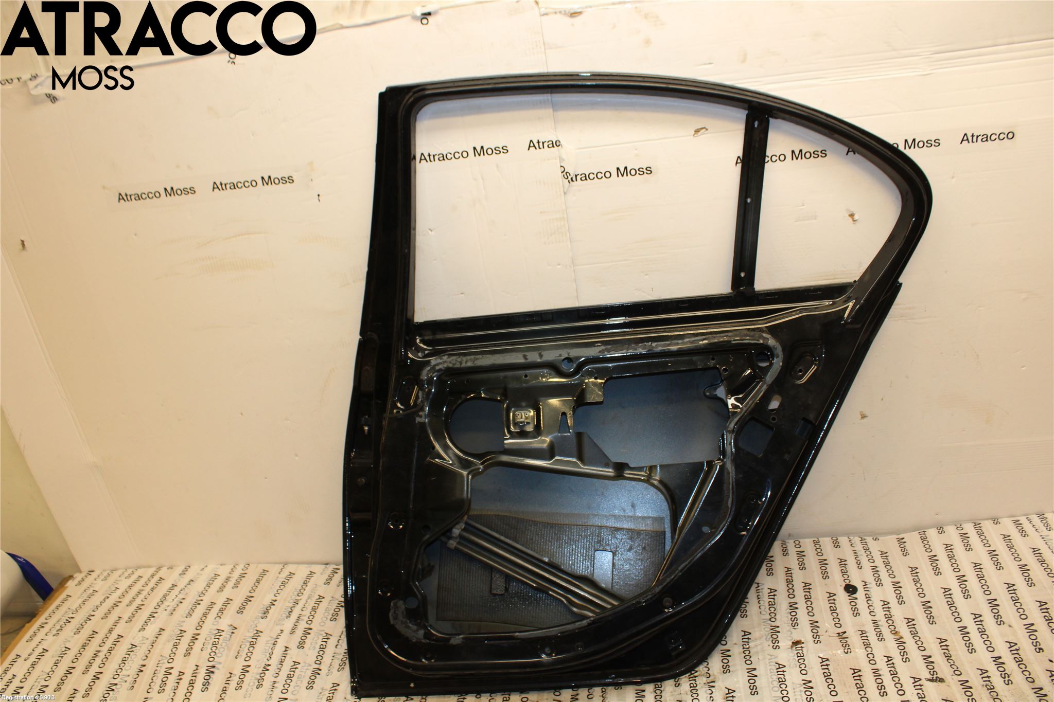 BMW 5 E60/61 Sed/Tou 02-10 Dörr Bak Höger