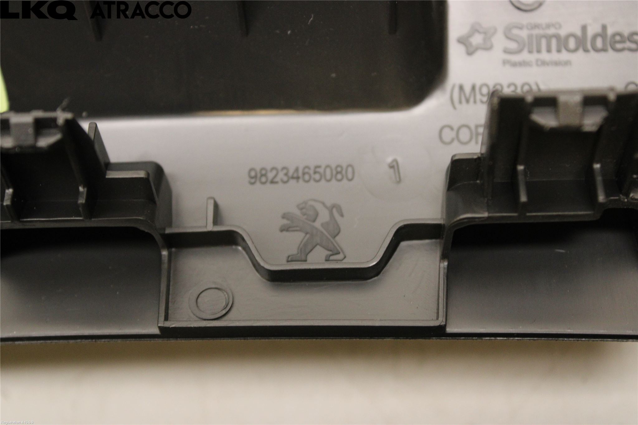 Peugeot 2008/E-2008 20- Strömställare Multifunktion