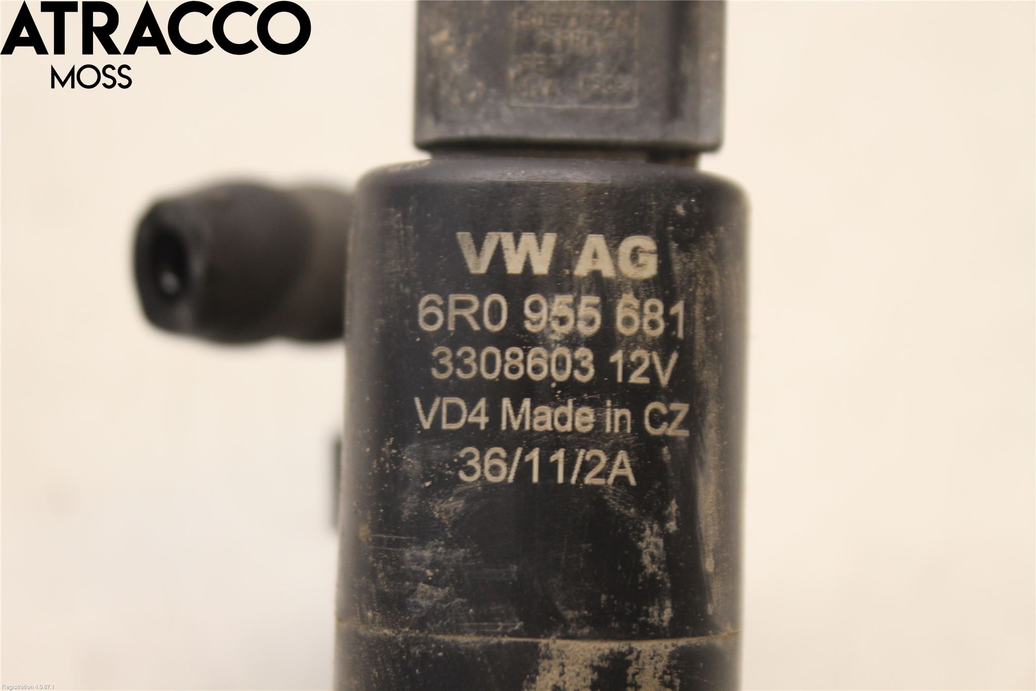 Volkswagen VW TOURAN 10-15 Spolarpump Vindruta