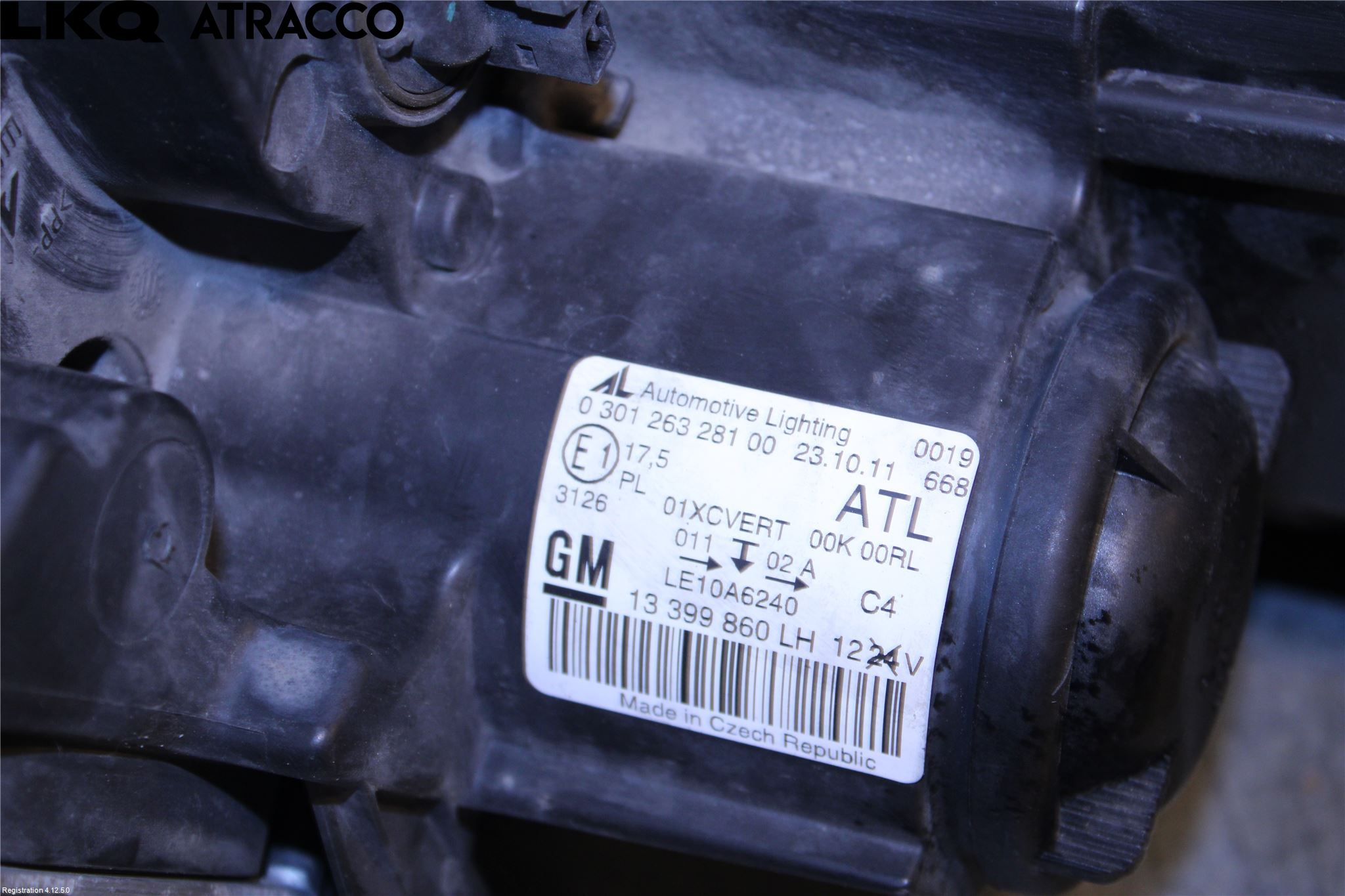 Opel ASTRA H 04-12 Strålkastare Vänster