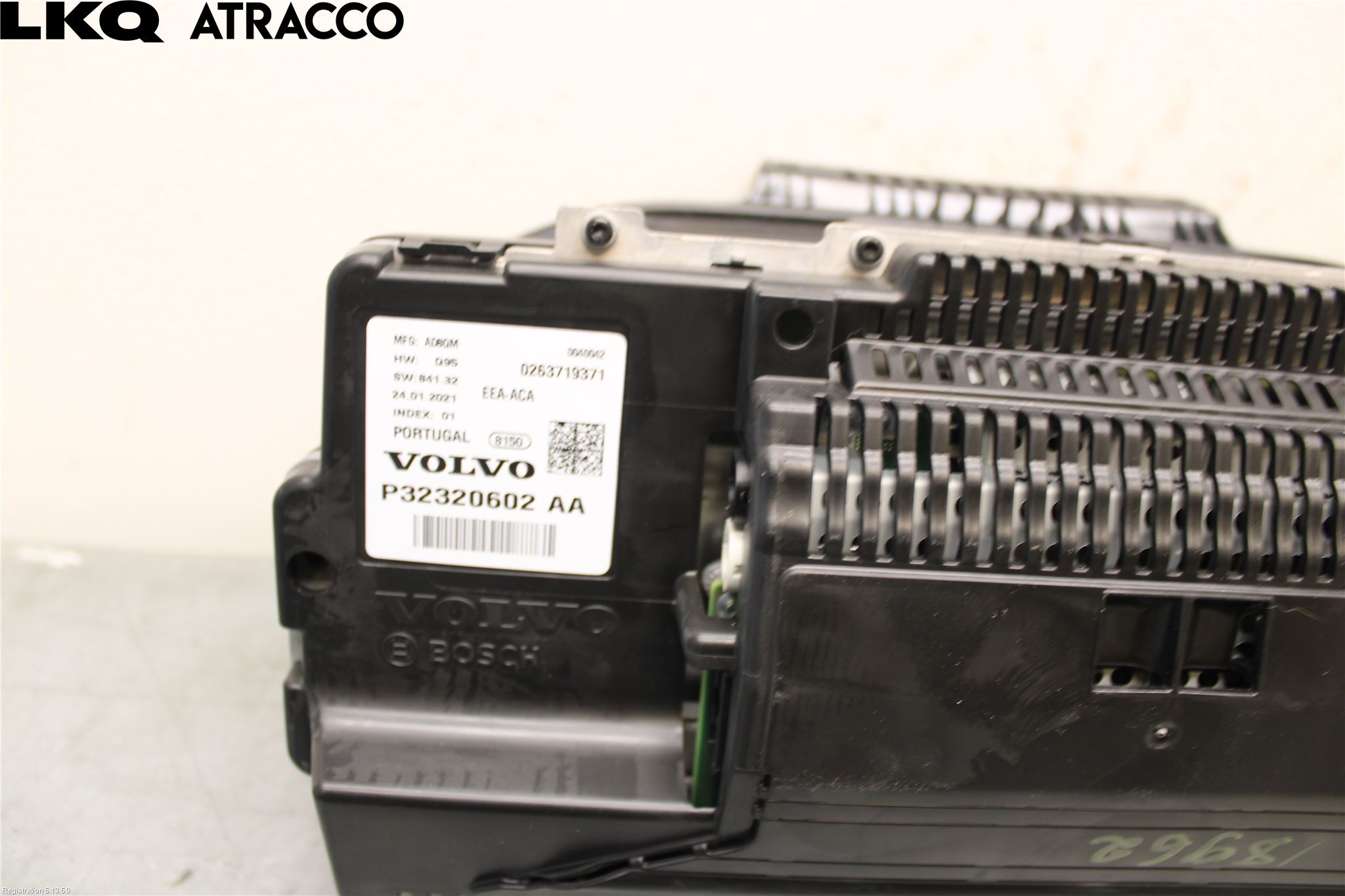 Volvo V60 19- Instrument Hast