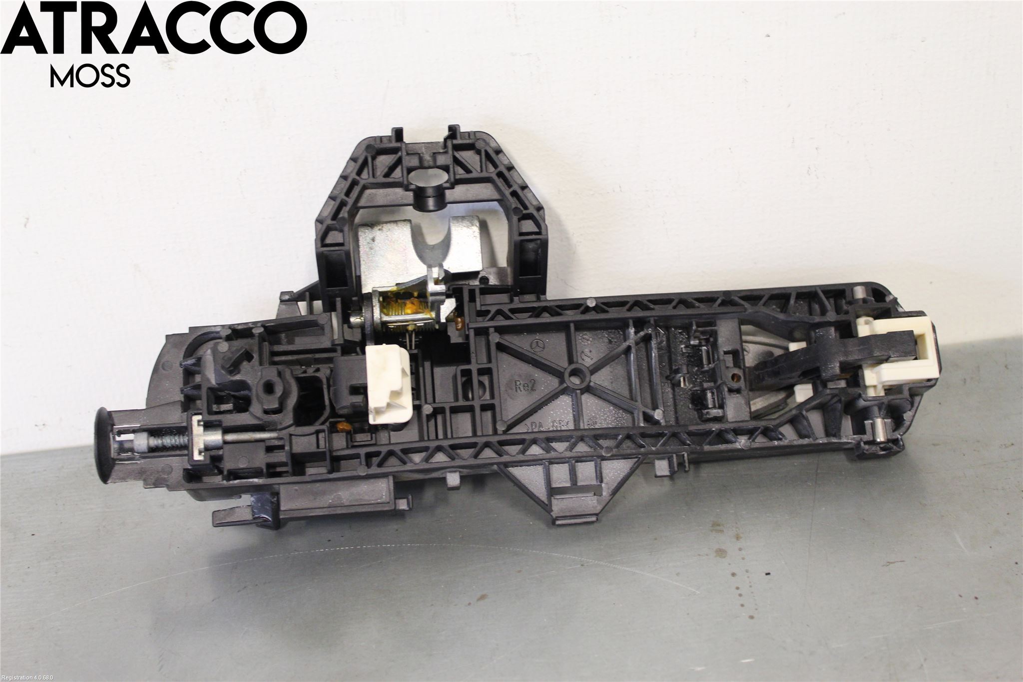 Mercedes-Benz MB C-KLASS (W204) 07-15 Dörrhandtag Yttre Hö