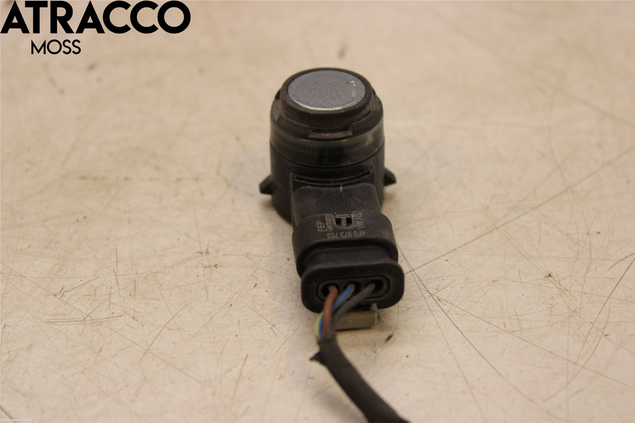 Skoda SUPERB 16-24 Parkeringshjälp Frontsensor